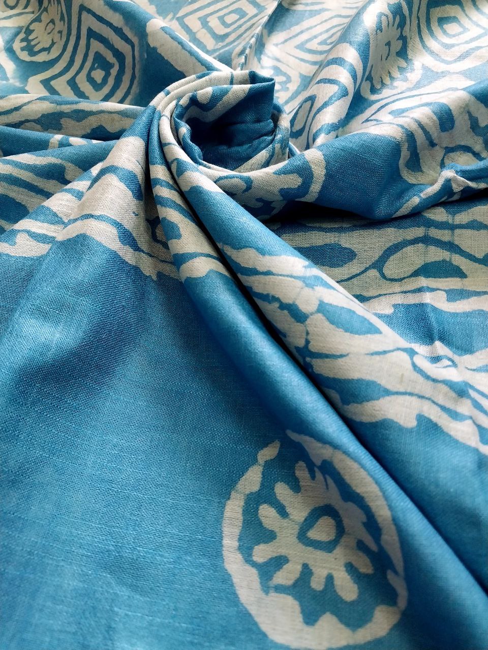 Linen Saree with Batik Print Design