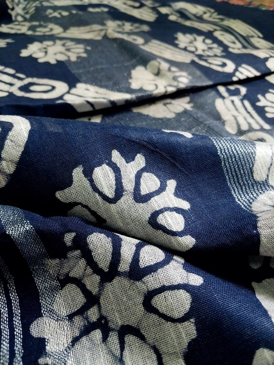 Linen Saree with Batik Print Design