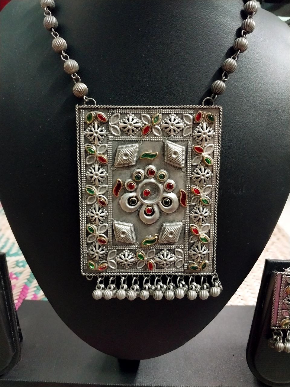 Oxidized Silver Necklace with Earrings