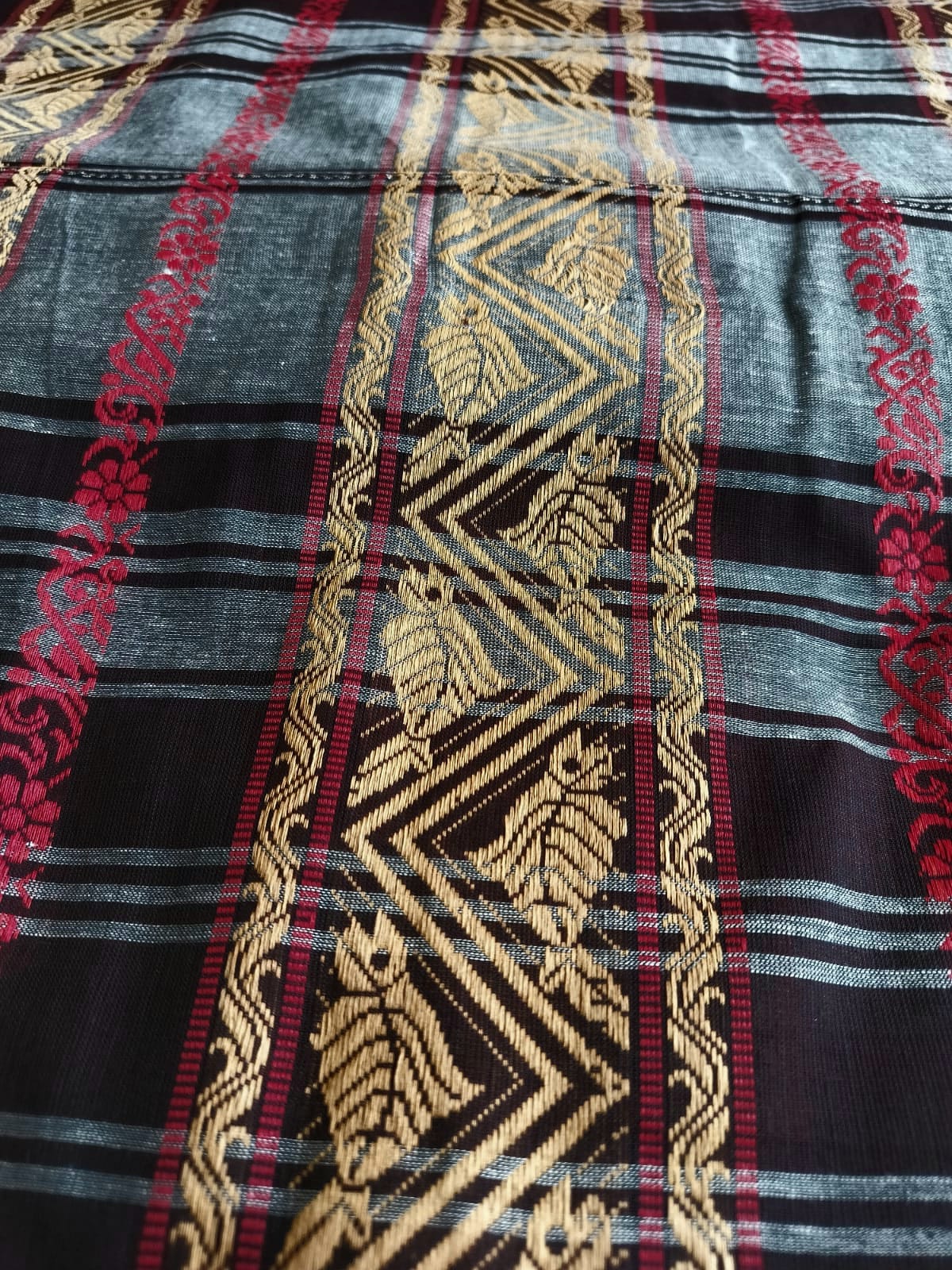 Pure Cotton Handwoven Saree