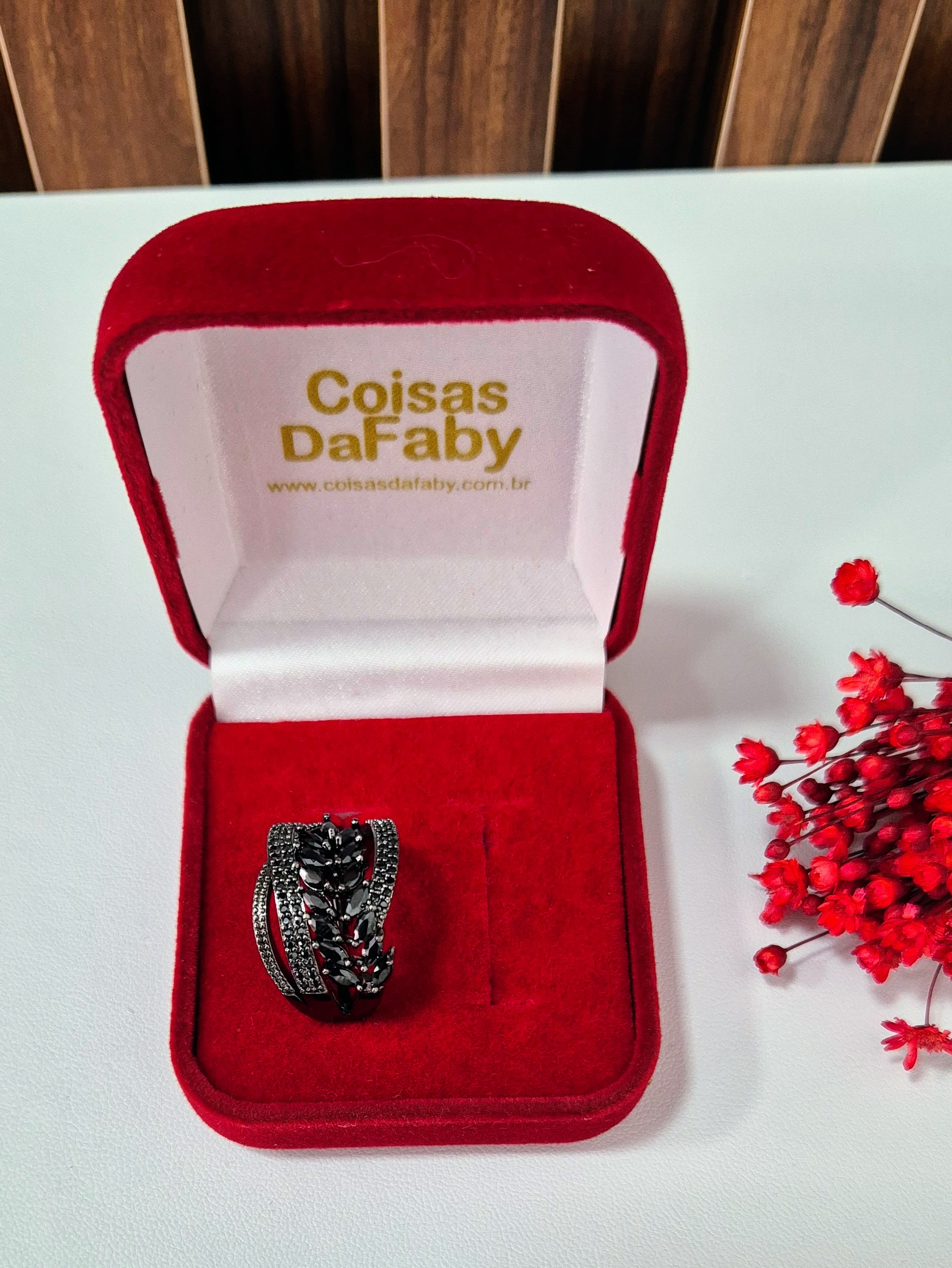 Anel Max Pedra Negras 