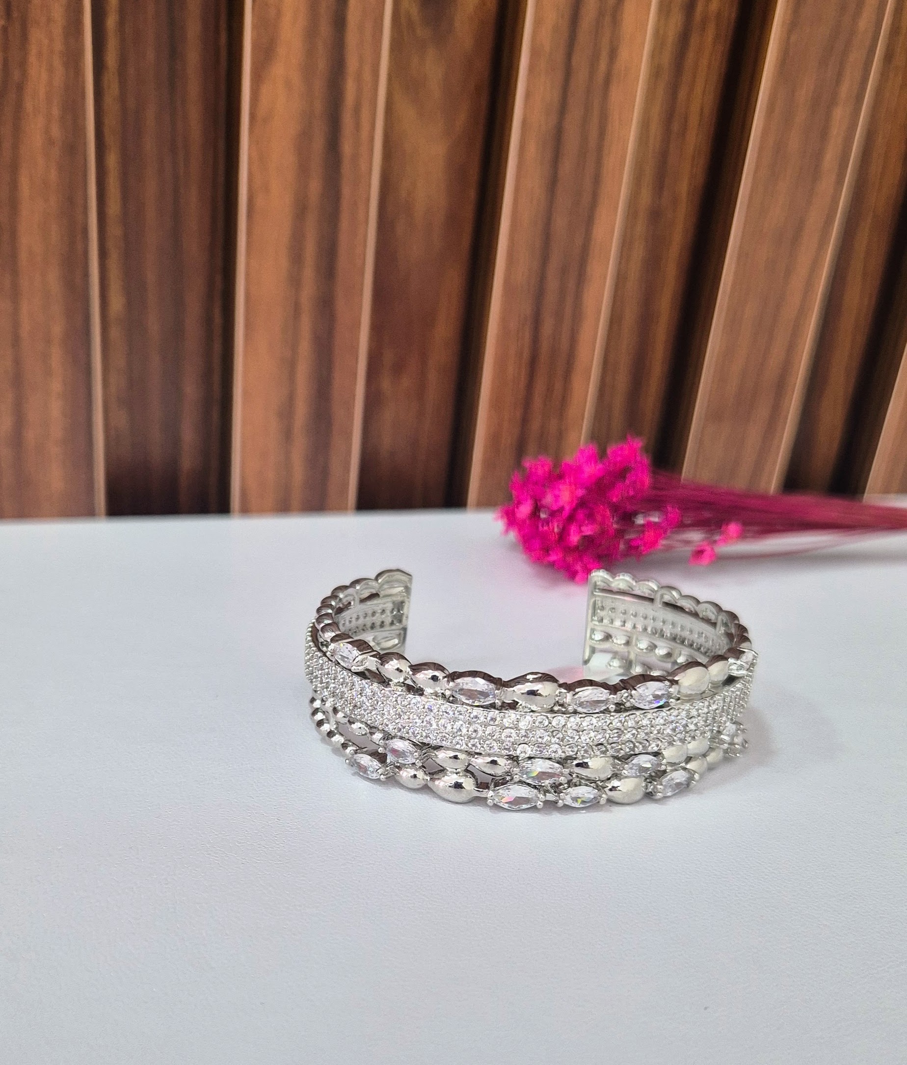 Bracelete com Pedras