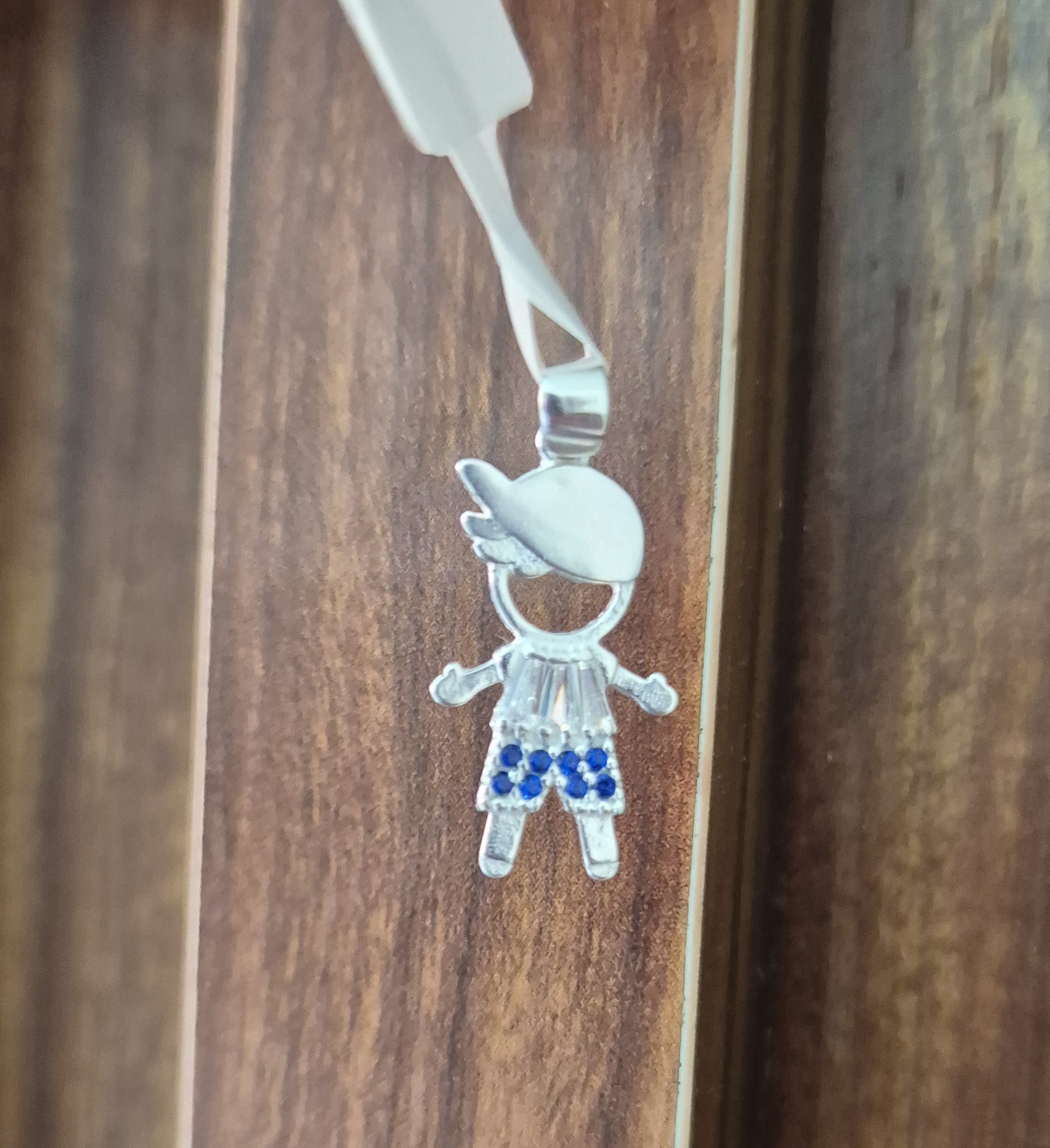 Pingente Menino