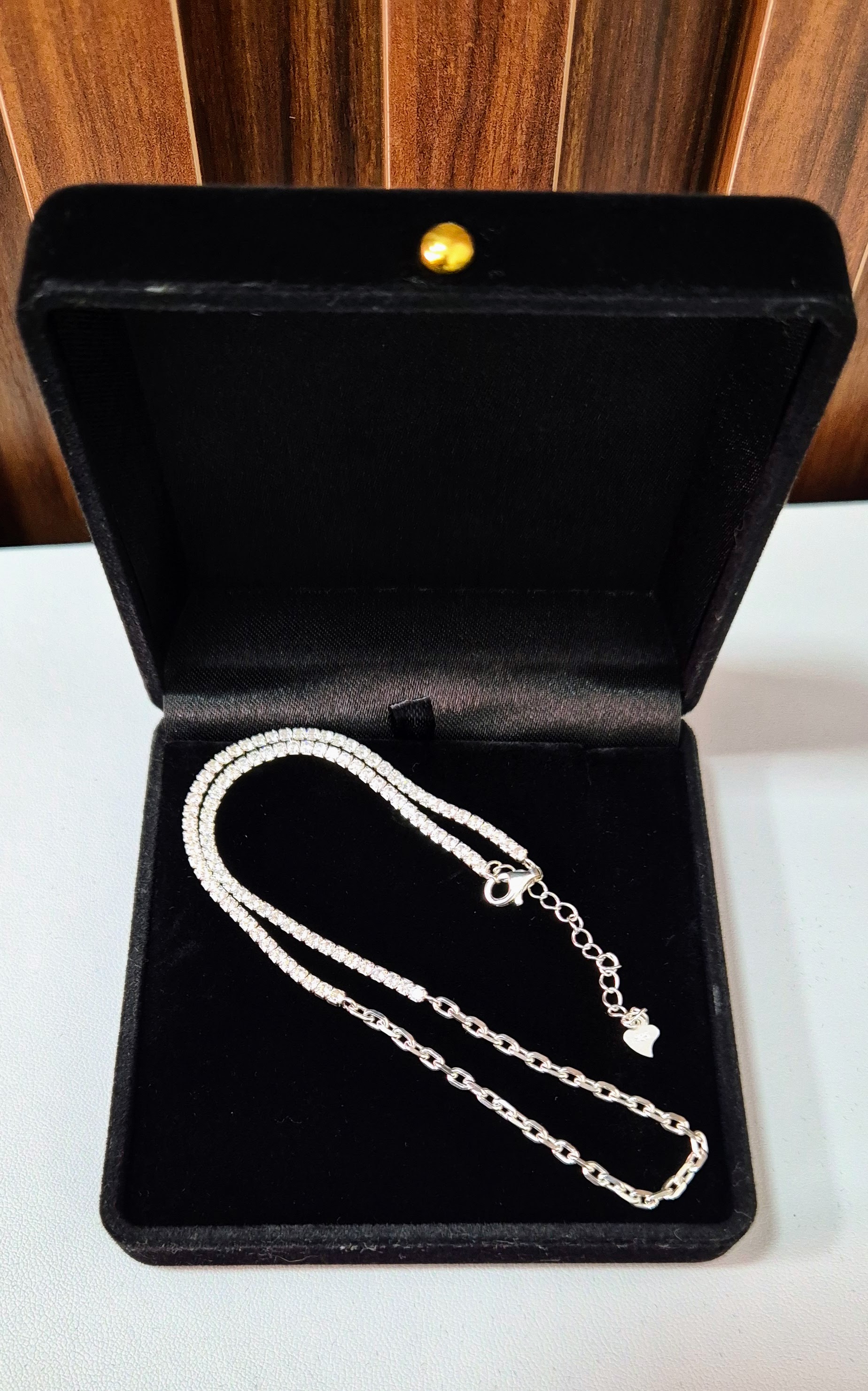 Riviera Prata com Detalhe/ Pedras