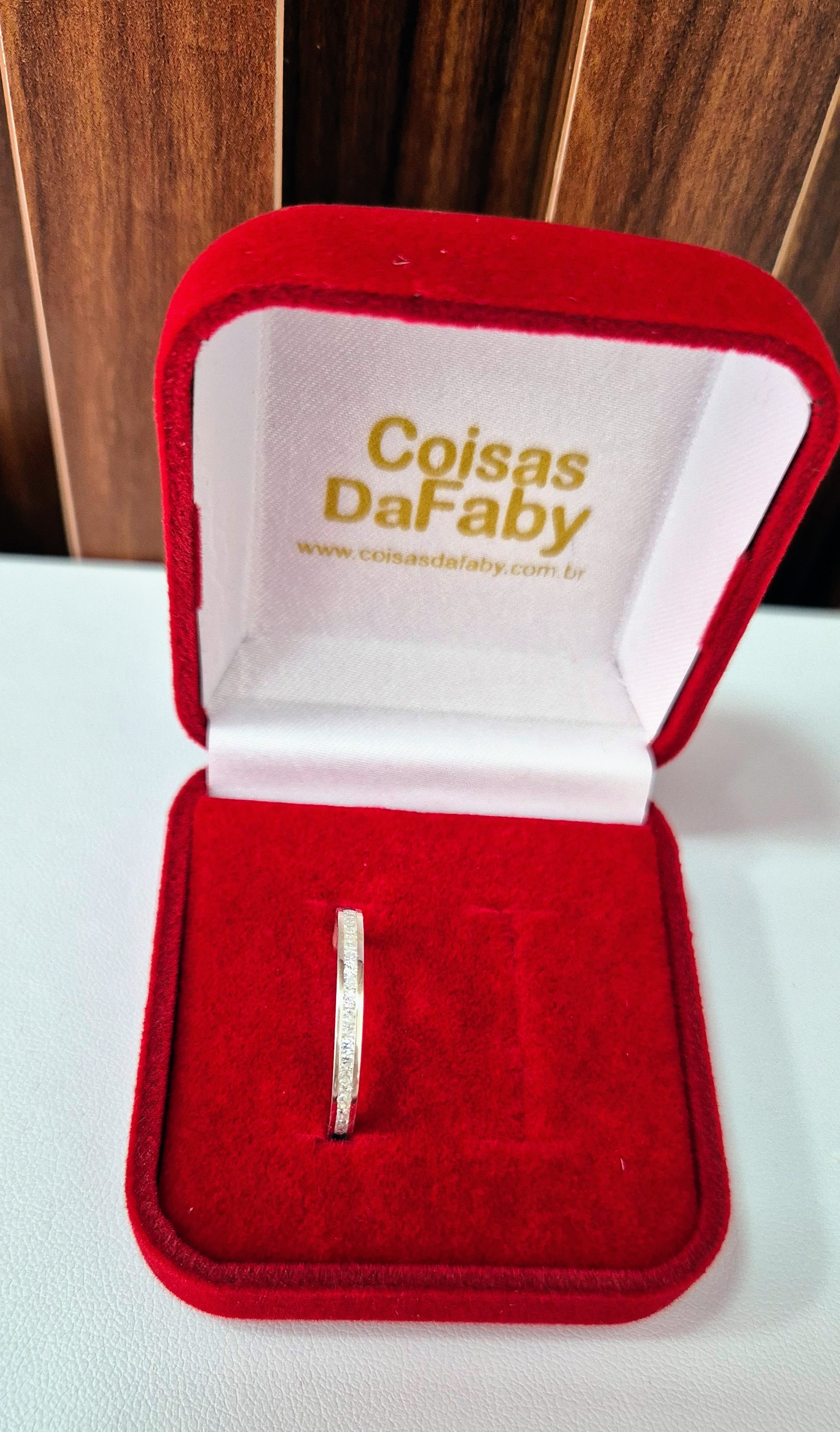 Aliança Prata com Pedras 