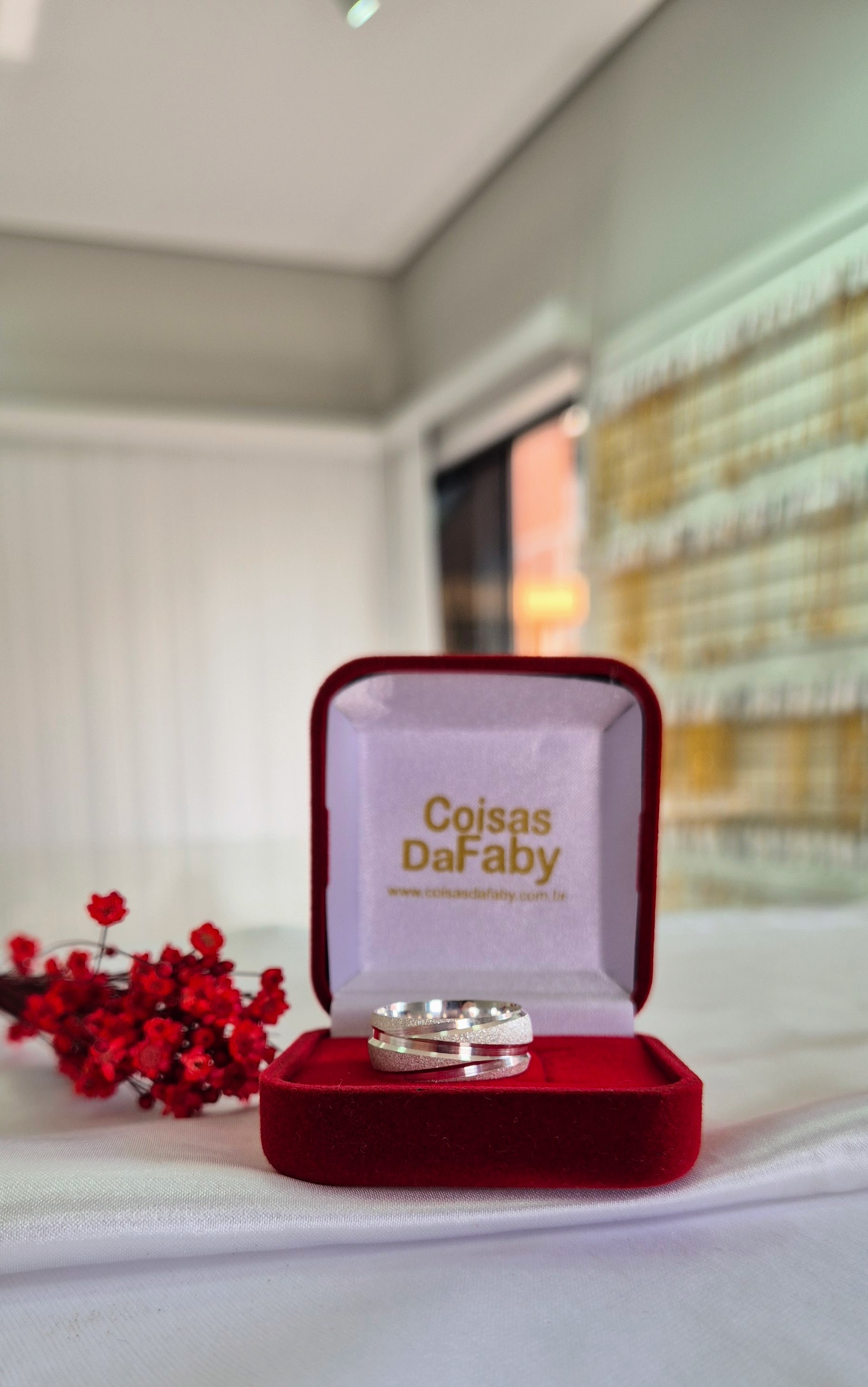 Aliança Grossa Prata Diamantada