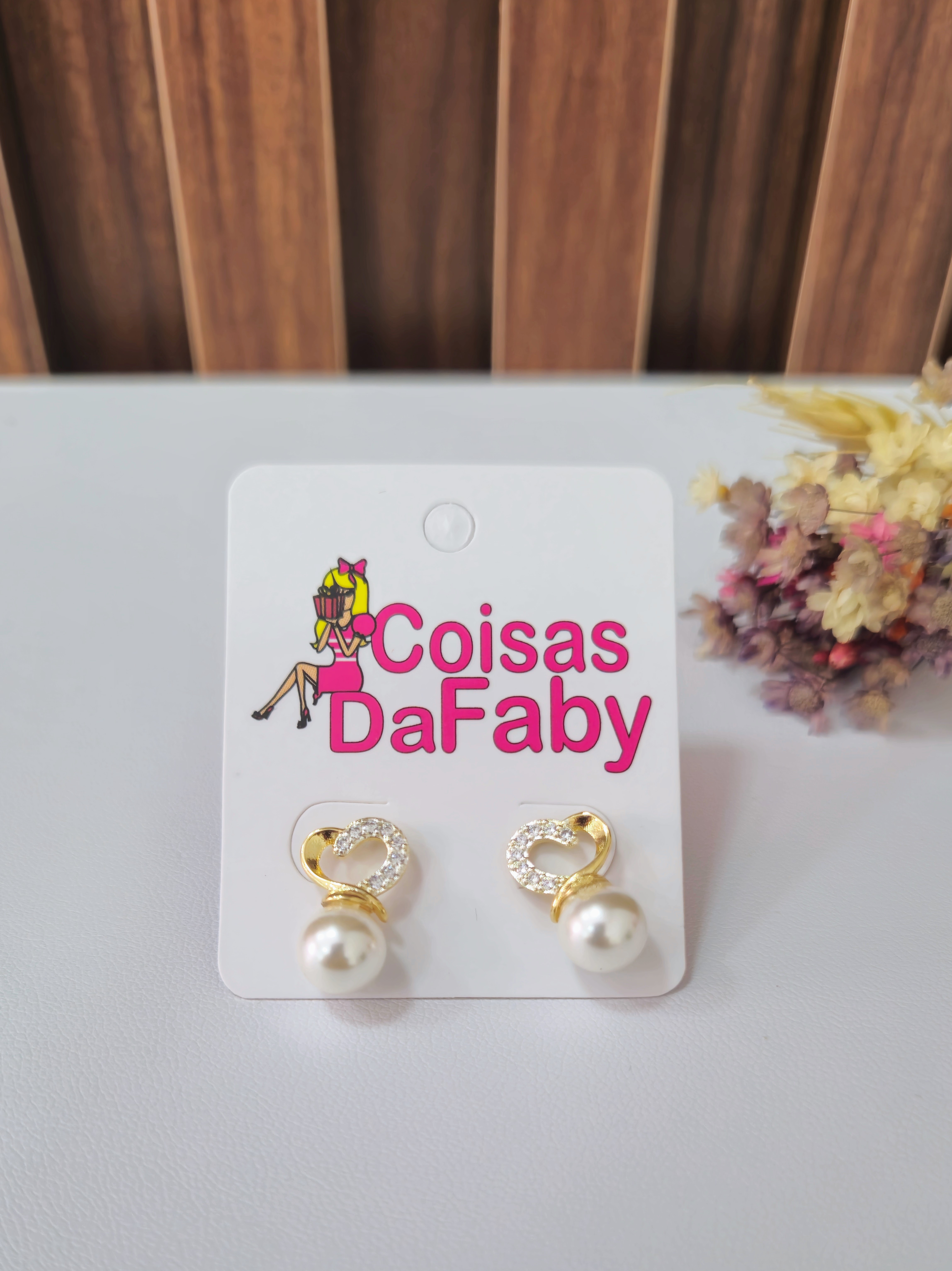 Brinco de Coração com Perola