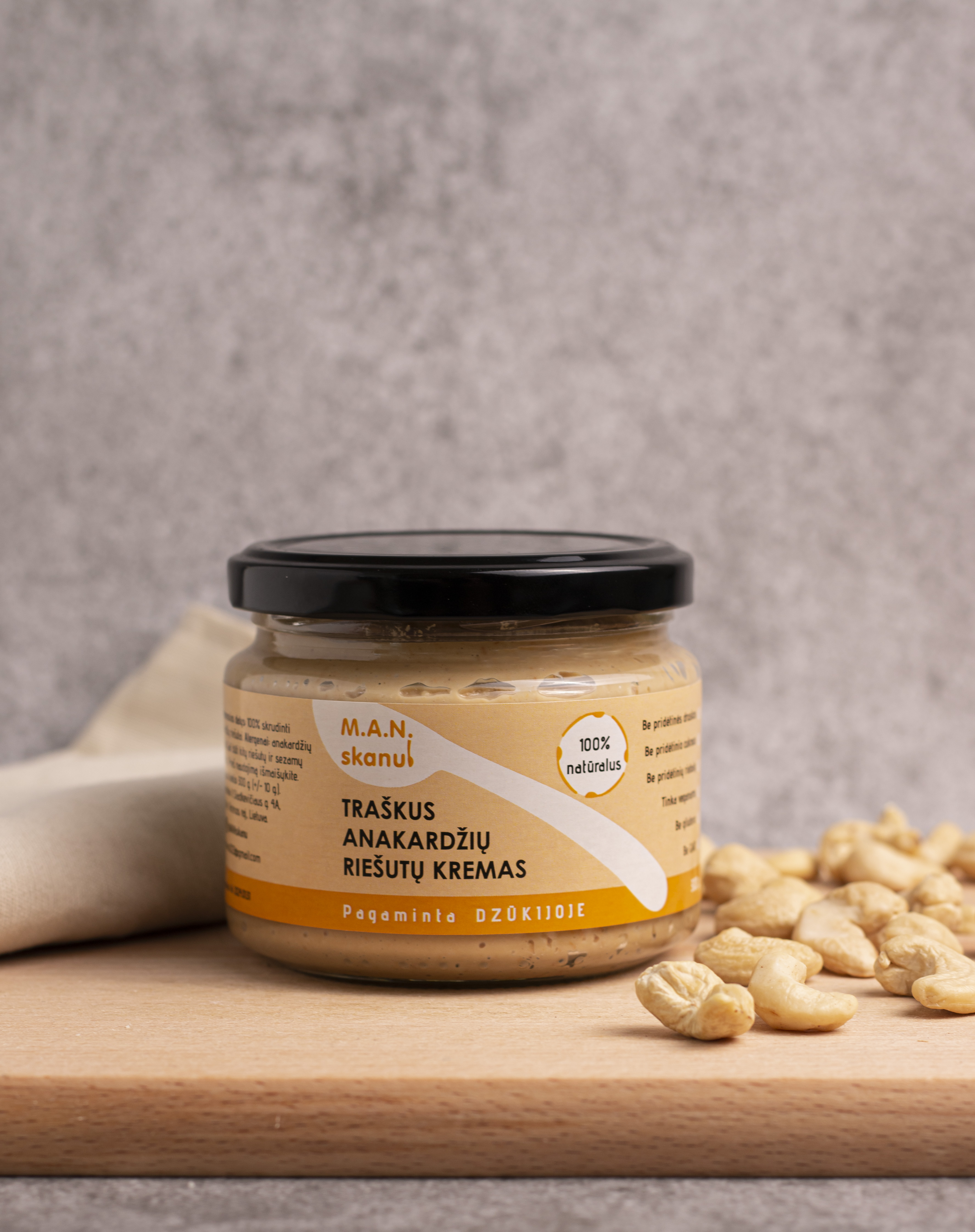 Traškus anakardžių riešutų kremas