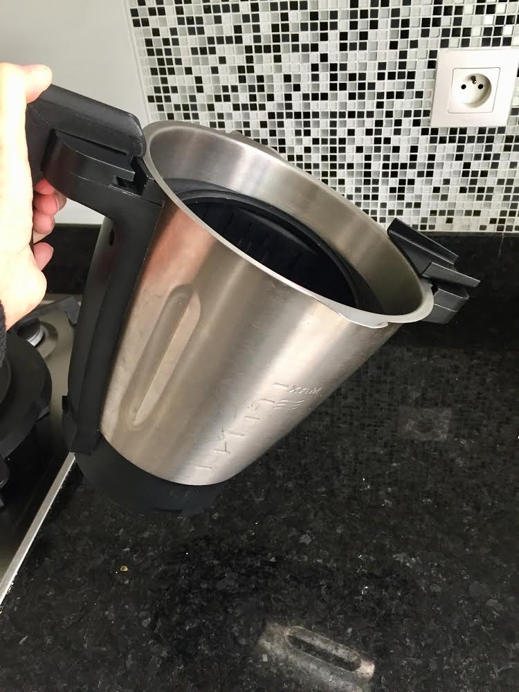 Lot de 2 poignées Arthur Martin Digicook de chez Intermarché Fabriqué en France