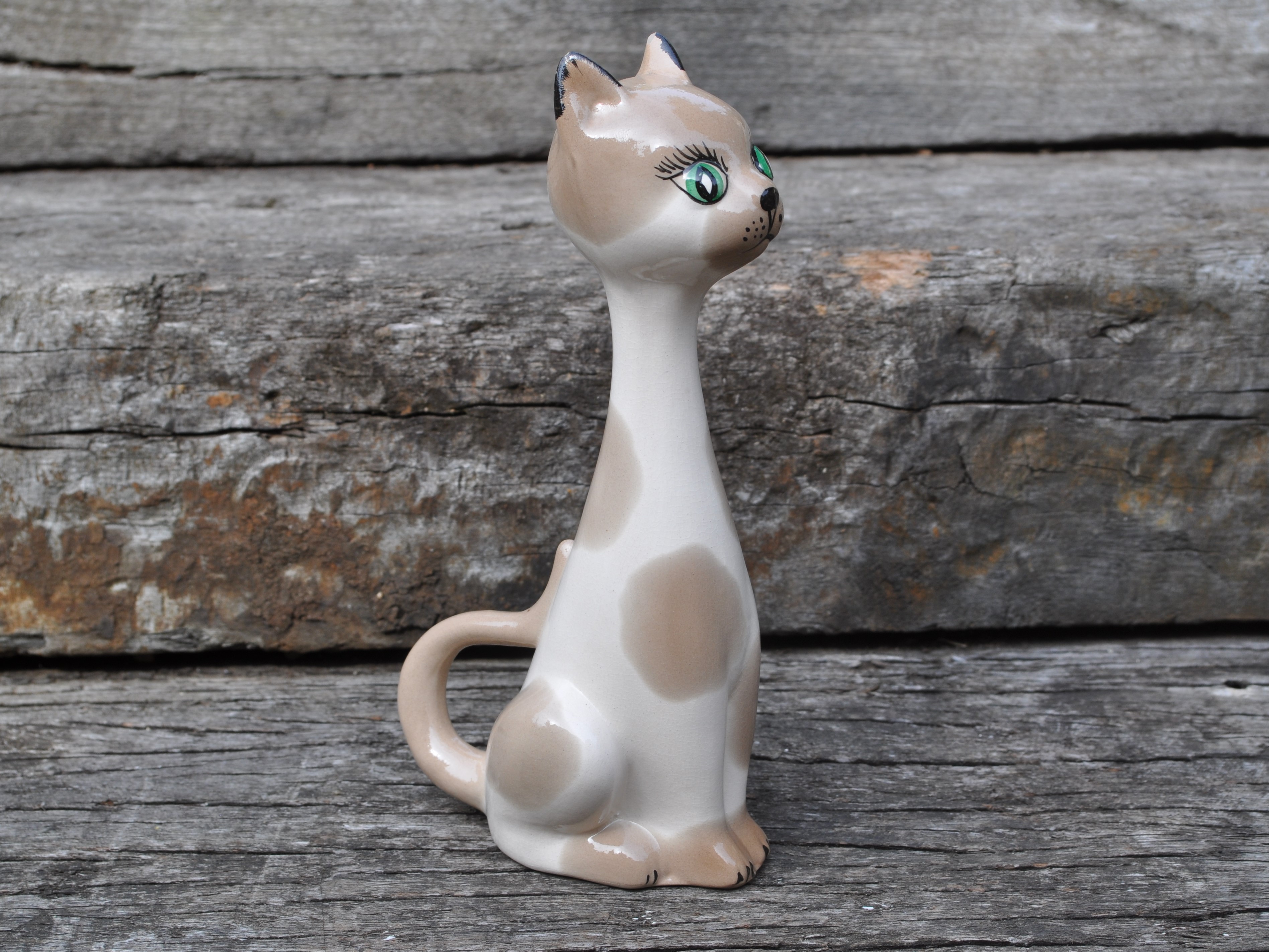 Vintage Kitsch Pottery Cat 