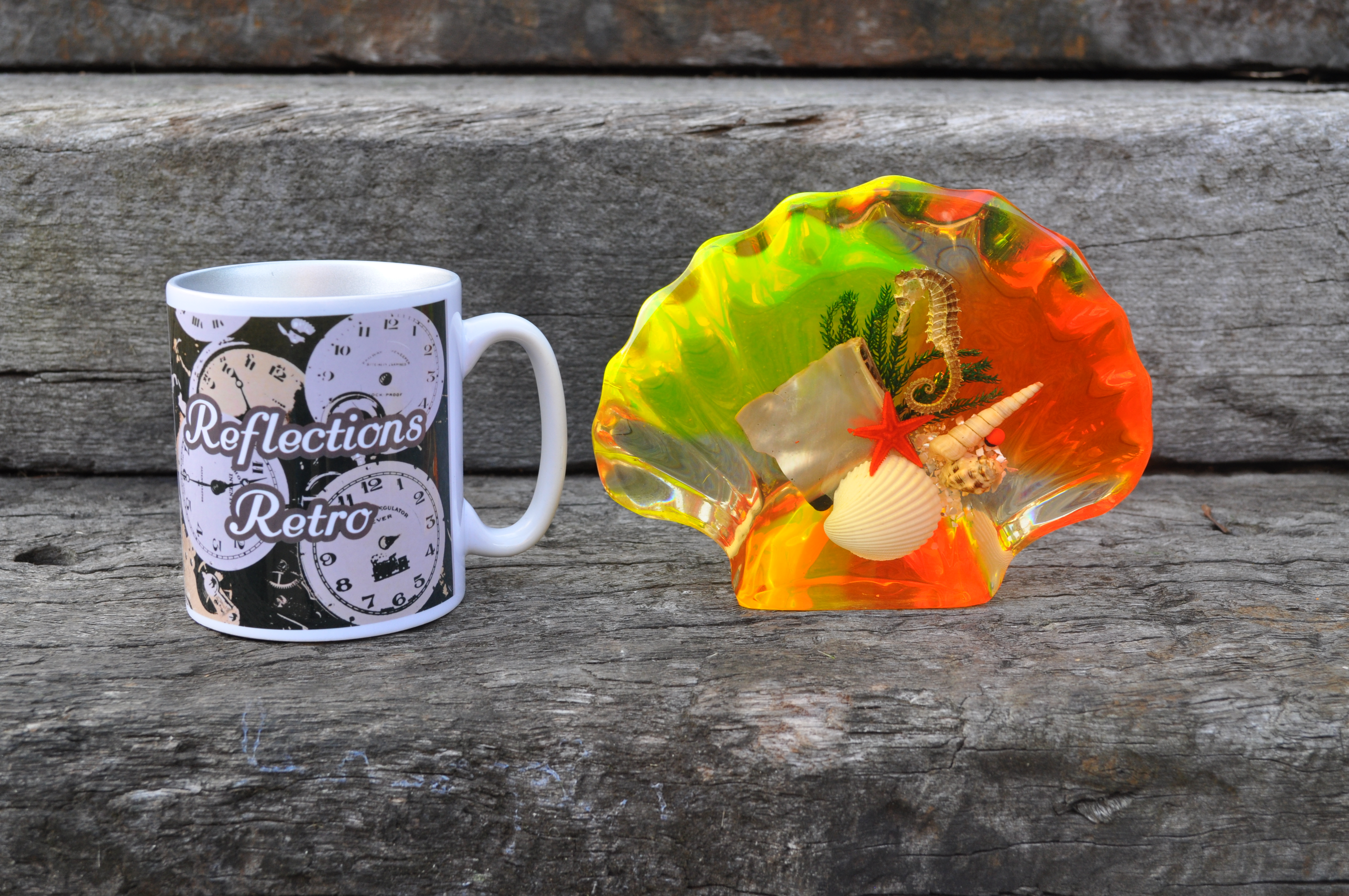 Lucite / Resin Shell and Sealife Sculpture