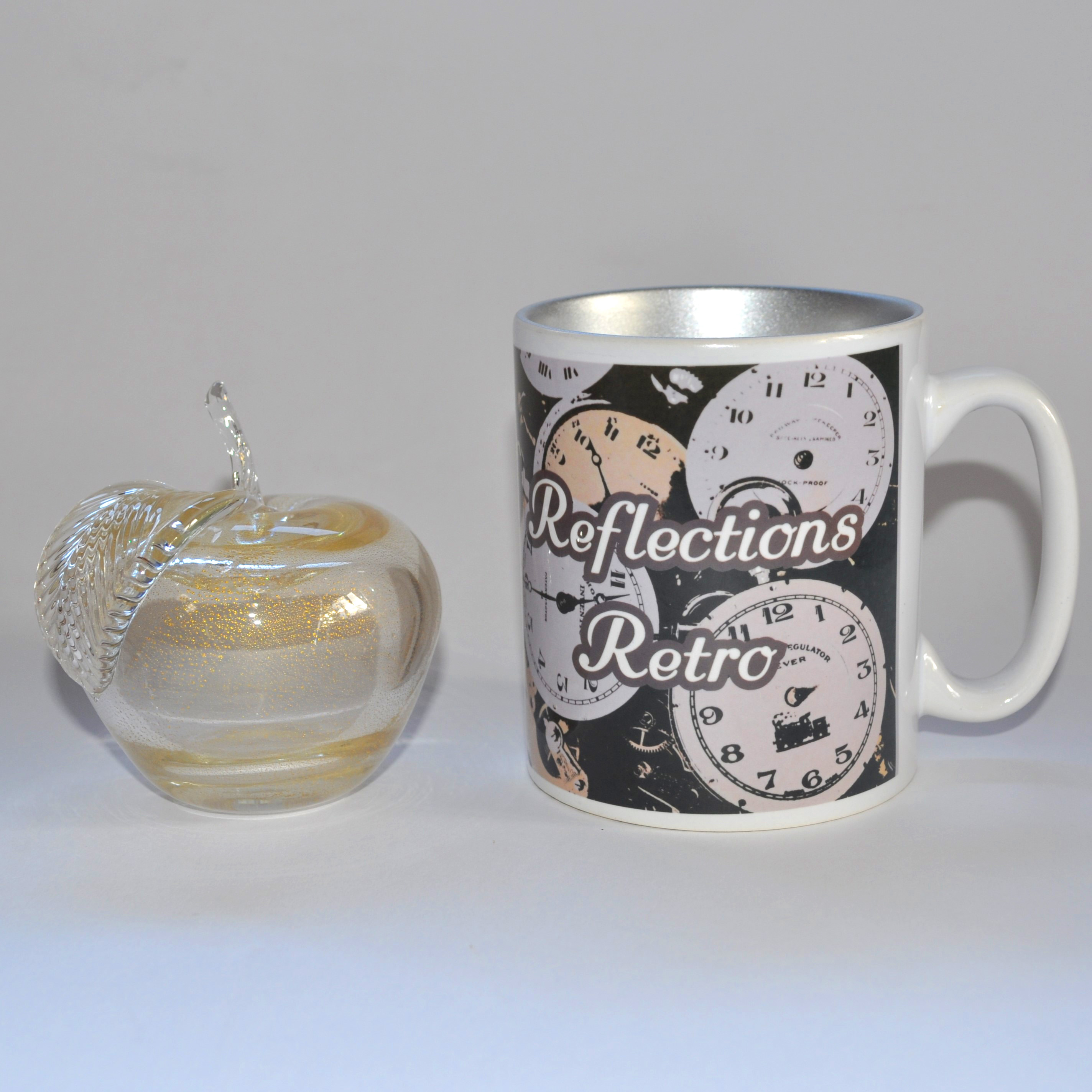 Vintage Murano Gold Aventurine Glass Apple