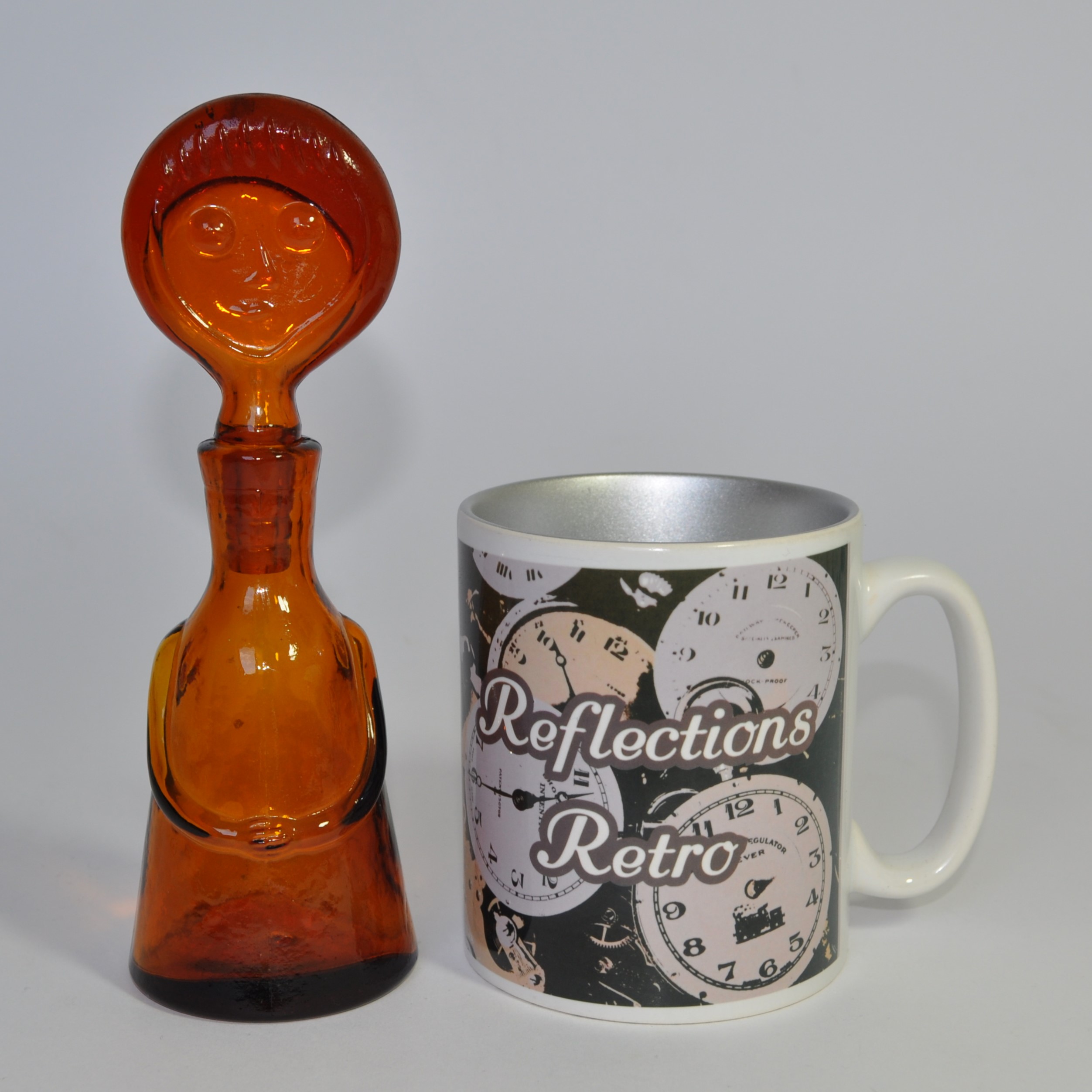 Vintage Replica Kosta Boda, Erik Hoglund  "People" Glass Bottle / Decanter