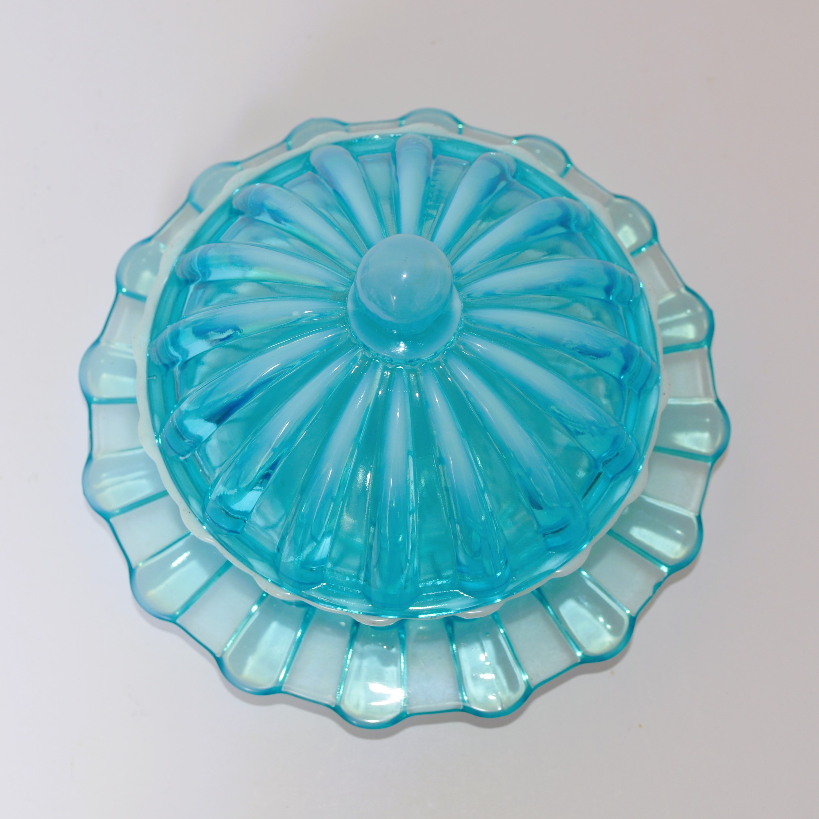 Davidson Blue Pearline "Brideshead" Lidded Pot / Butter Dish Rd.130643