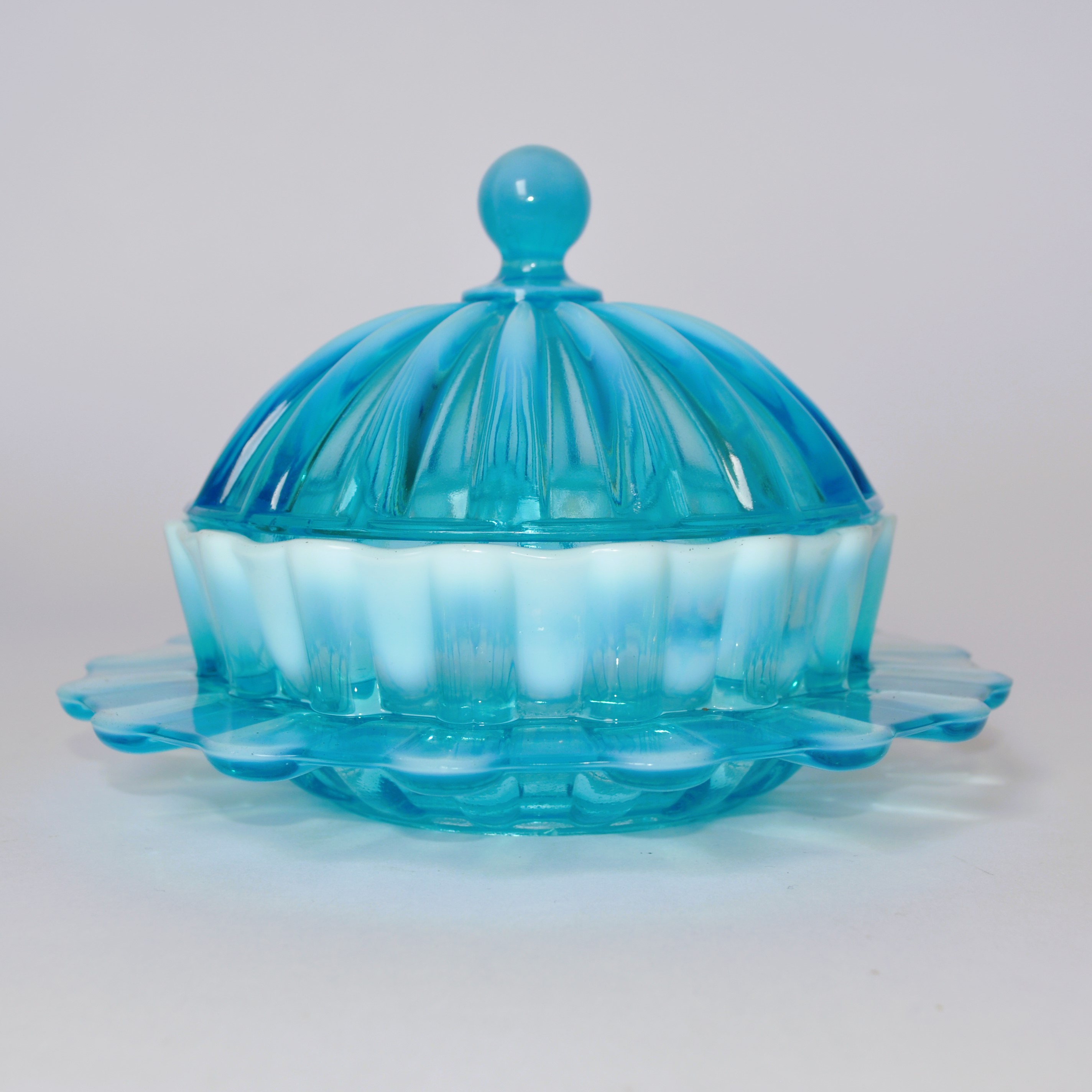 Davidson Blue Pearline "Brideshead" Lidded Pot / Butter Dish Rd.130643