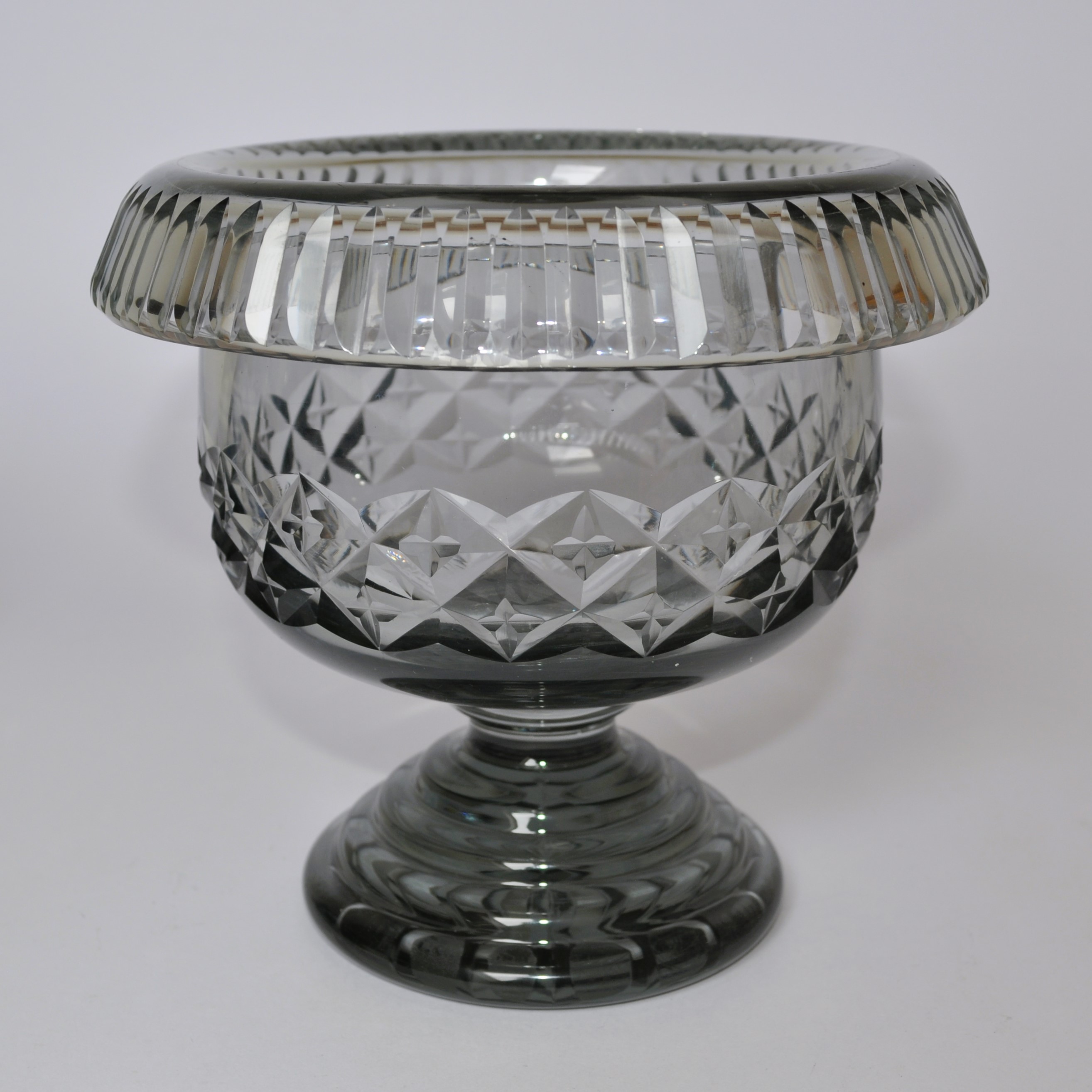 Irish Style Fold Over Rim Bowl