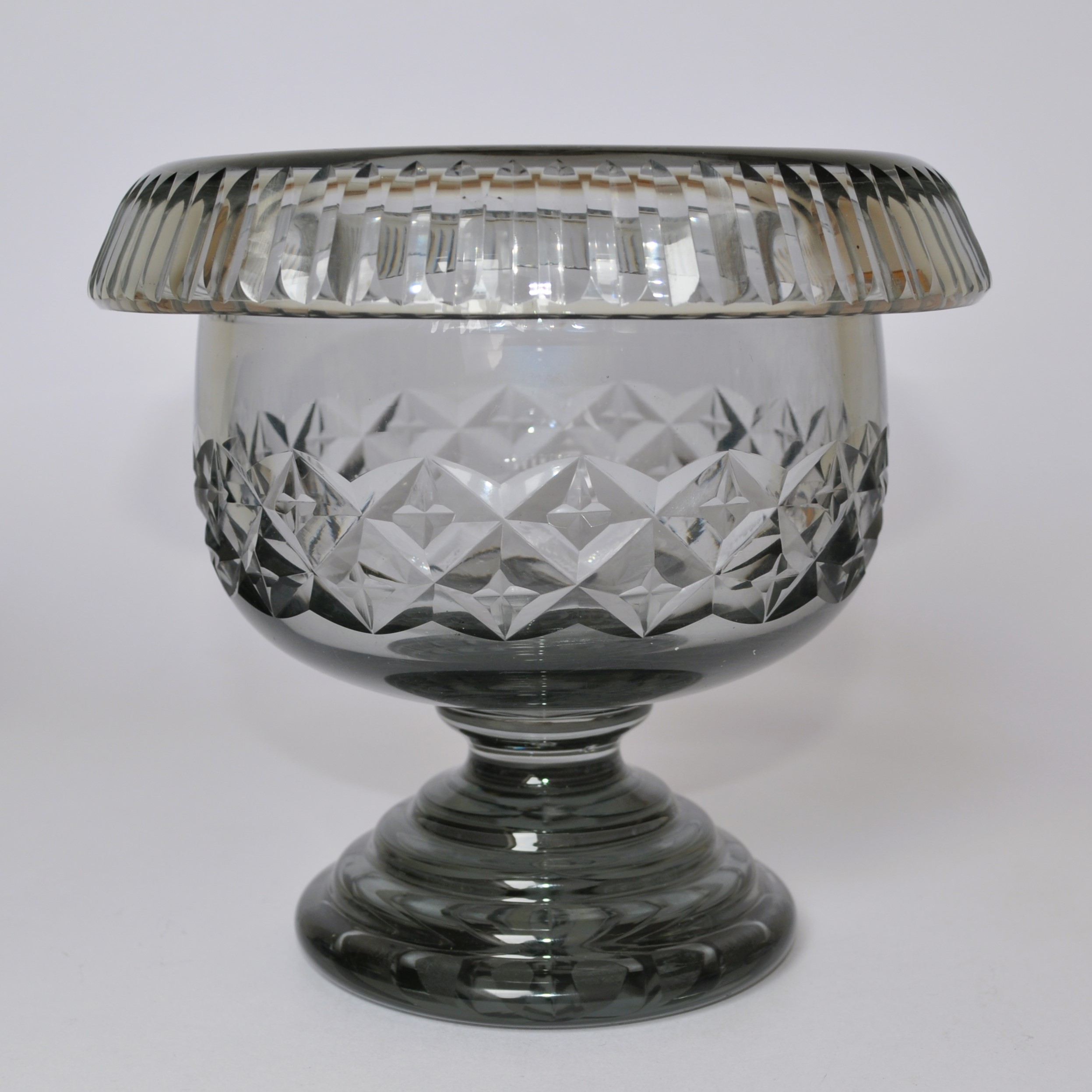 Irish Style Fold Over Rim Bowl