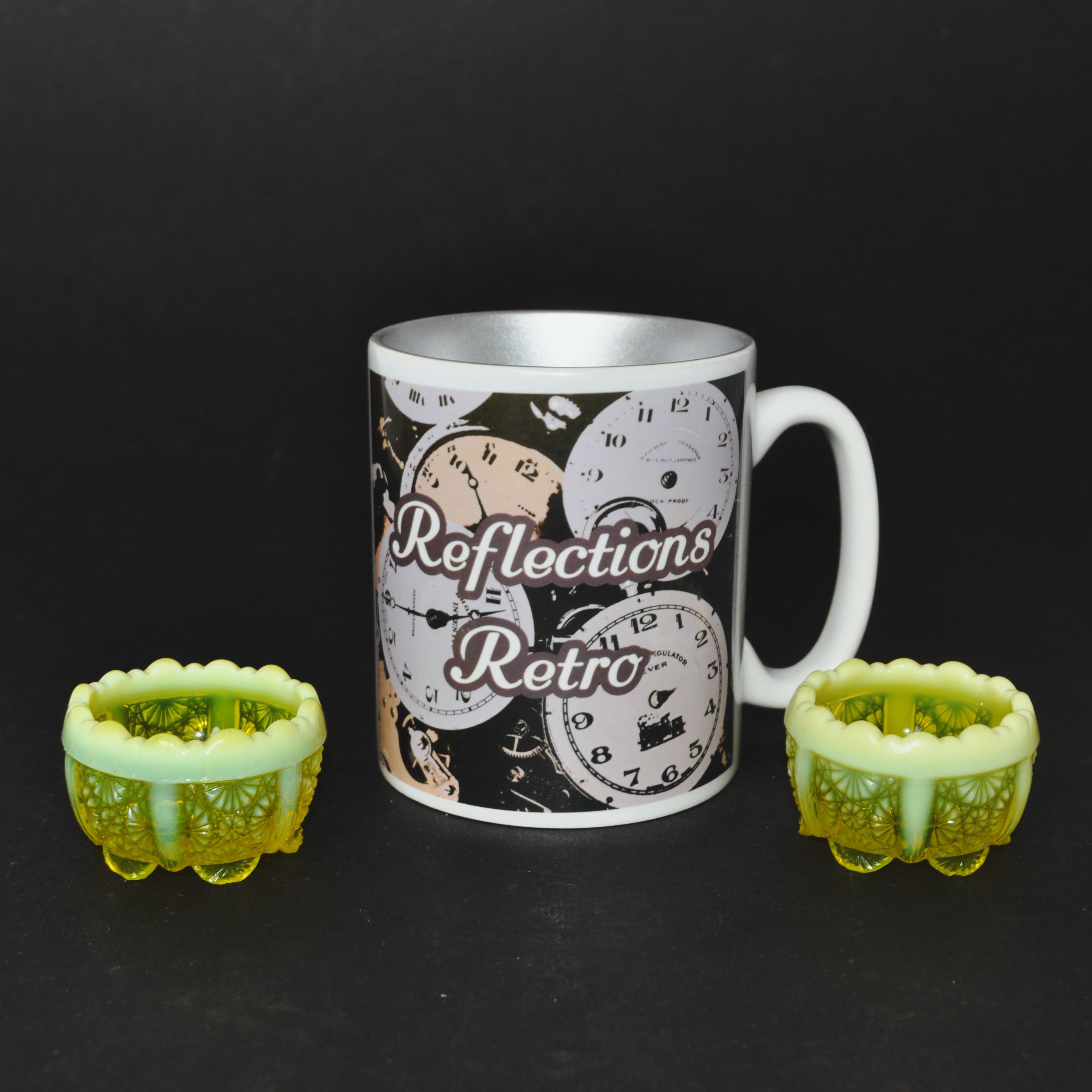Davidson Pearline Uranium Glass "Lady Chippendale" Open Salt Cellars Rd.176566