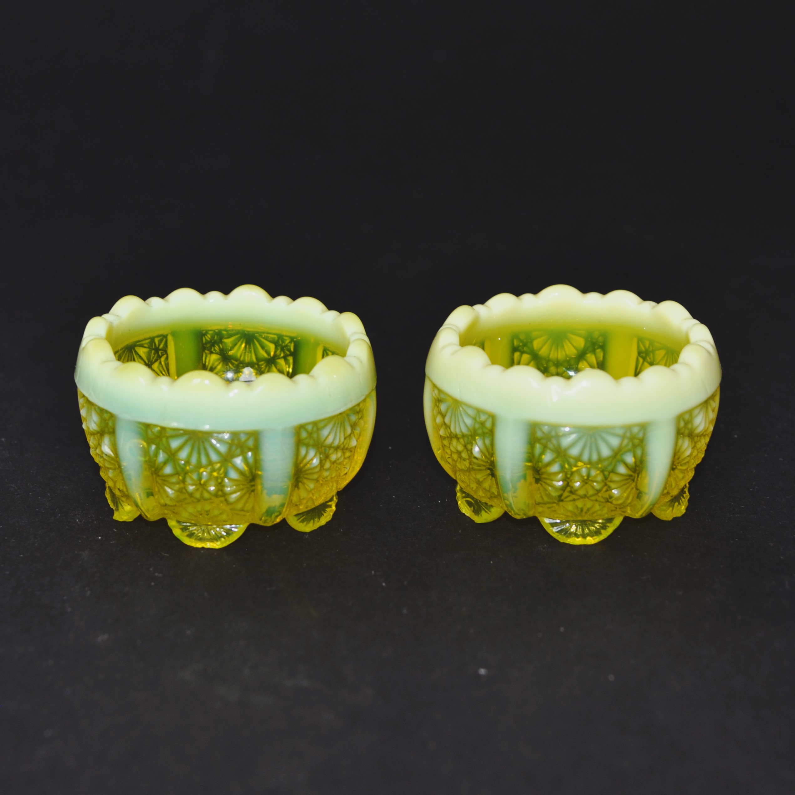 Davidson Pearline Uranium Glass "Lady Chippendale" Open Salt Cellars Rd.176566