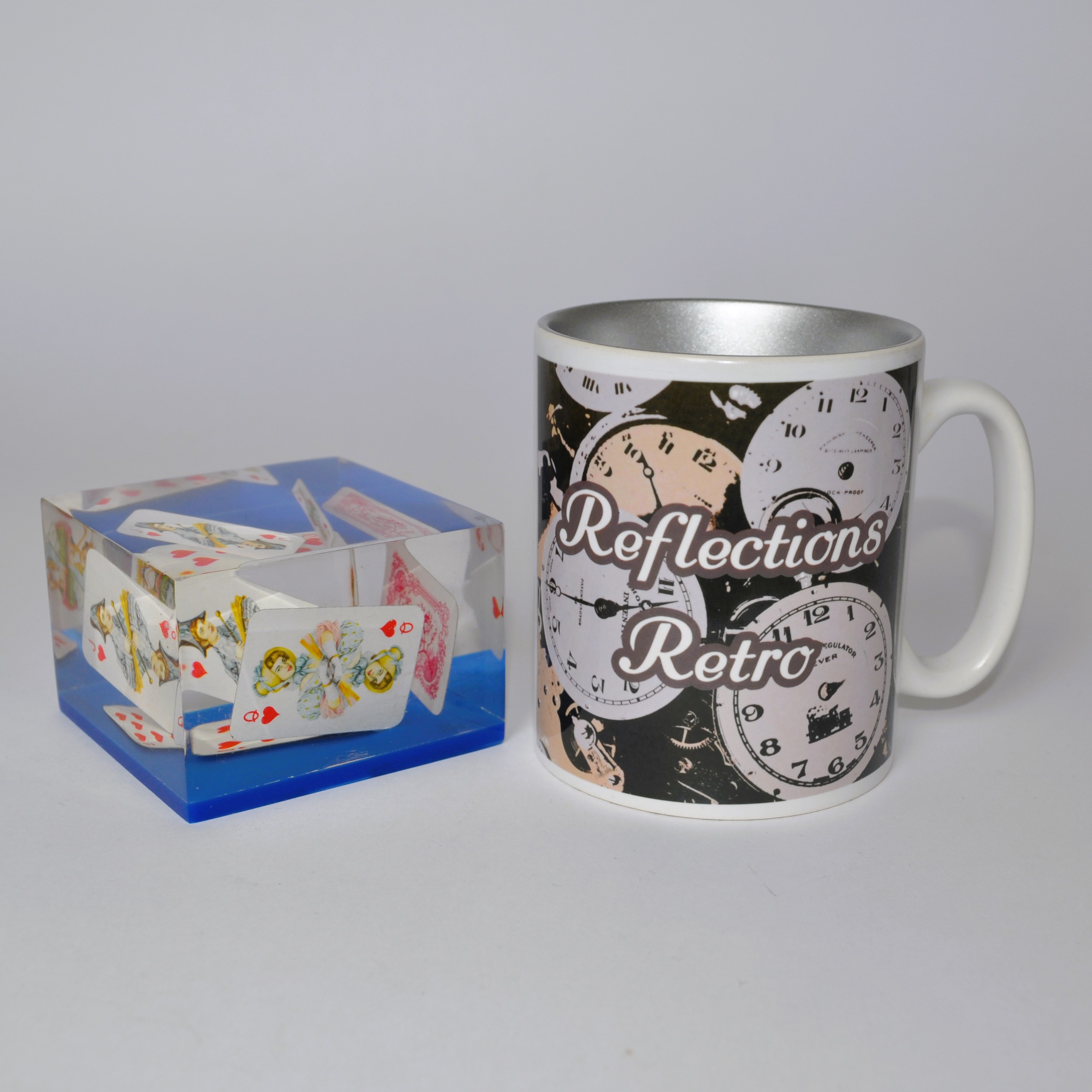 Lucite / Resin Playing Card Novelty Paperweight