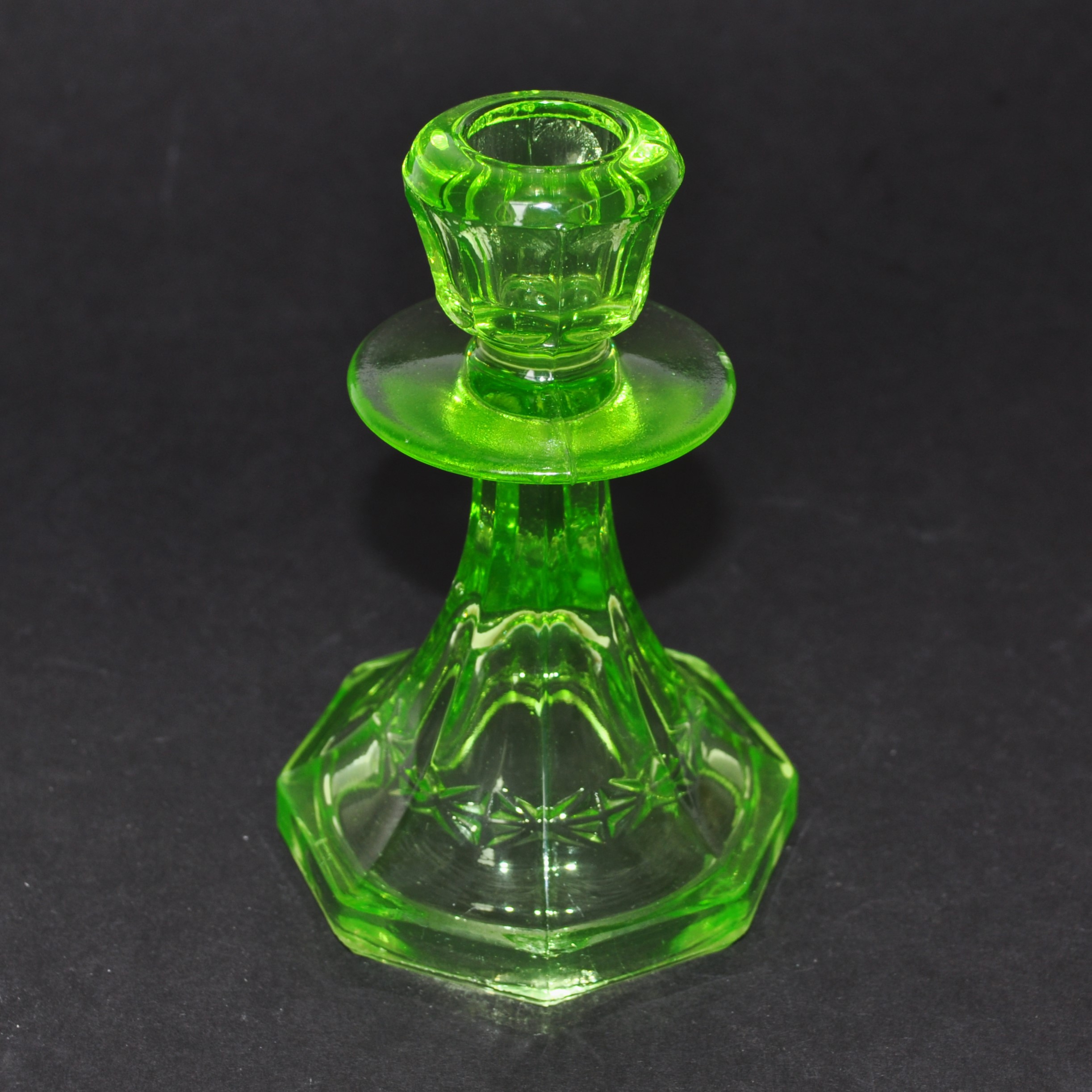 Jobling Uranium Glass "Weardale Suite" Candlestick Rd 724094