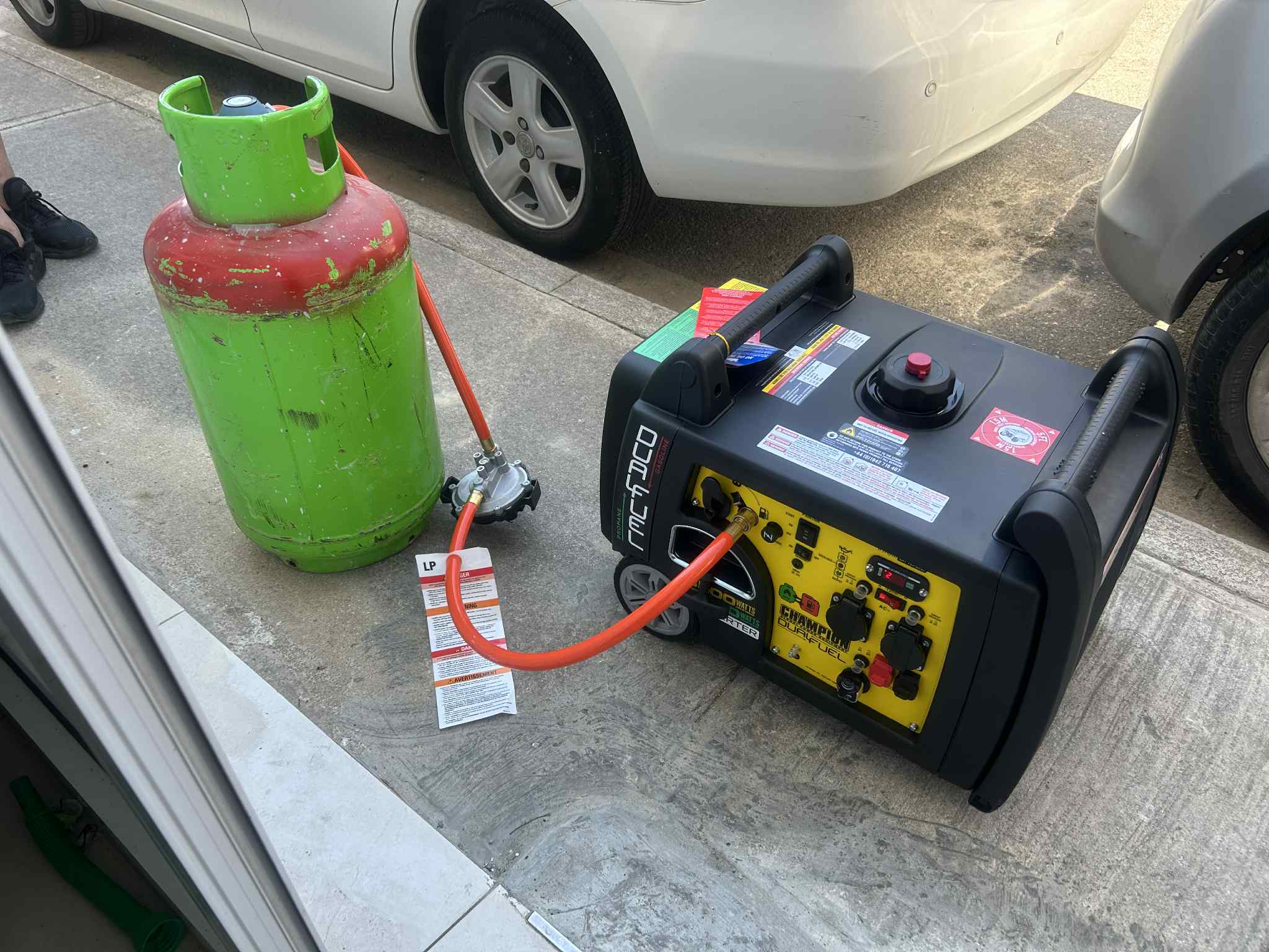 Champion 3500 Watt LPG Dual Fuel Inverter Generator