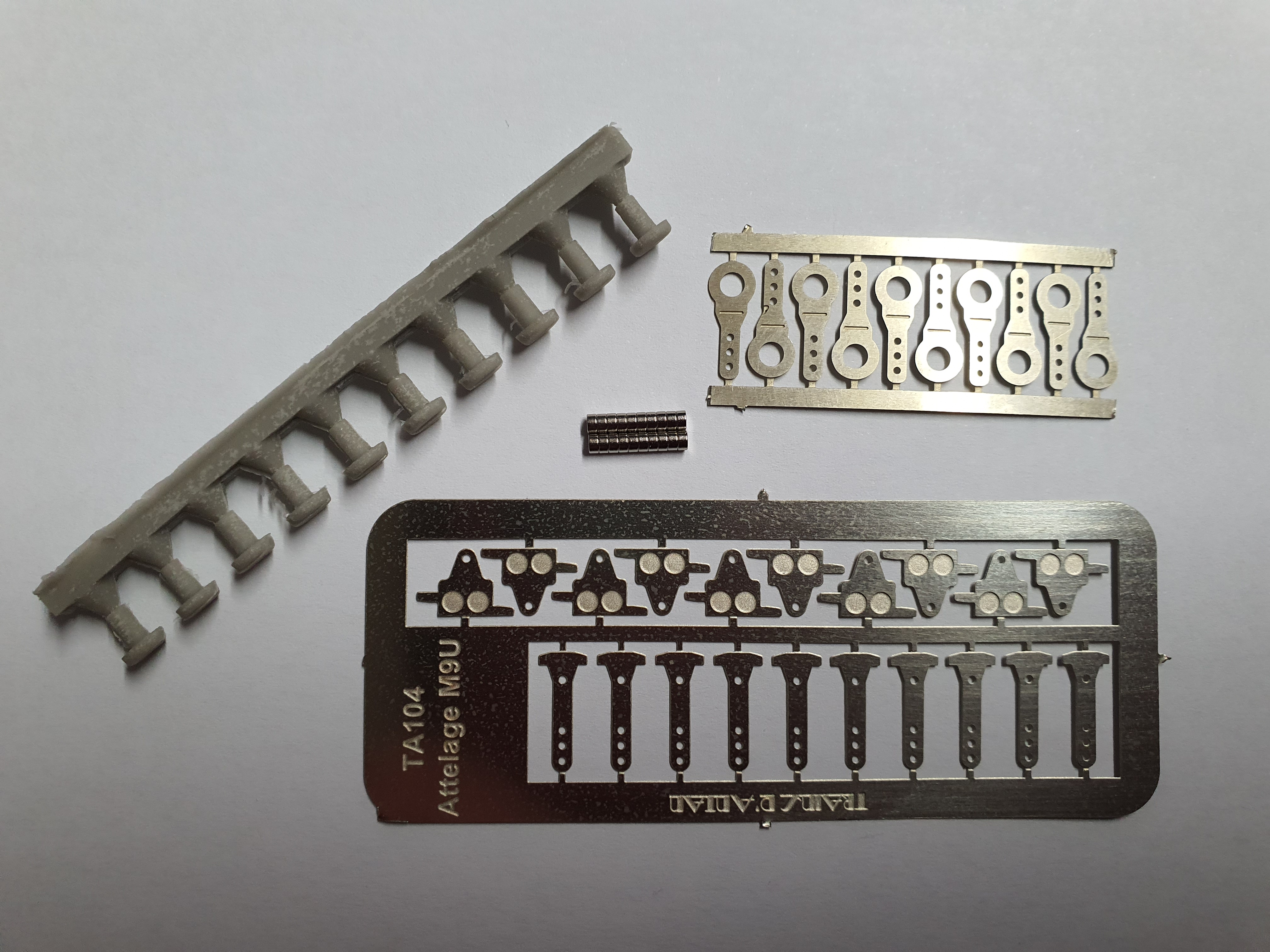 Attelages magnétiques M9U