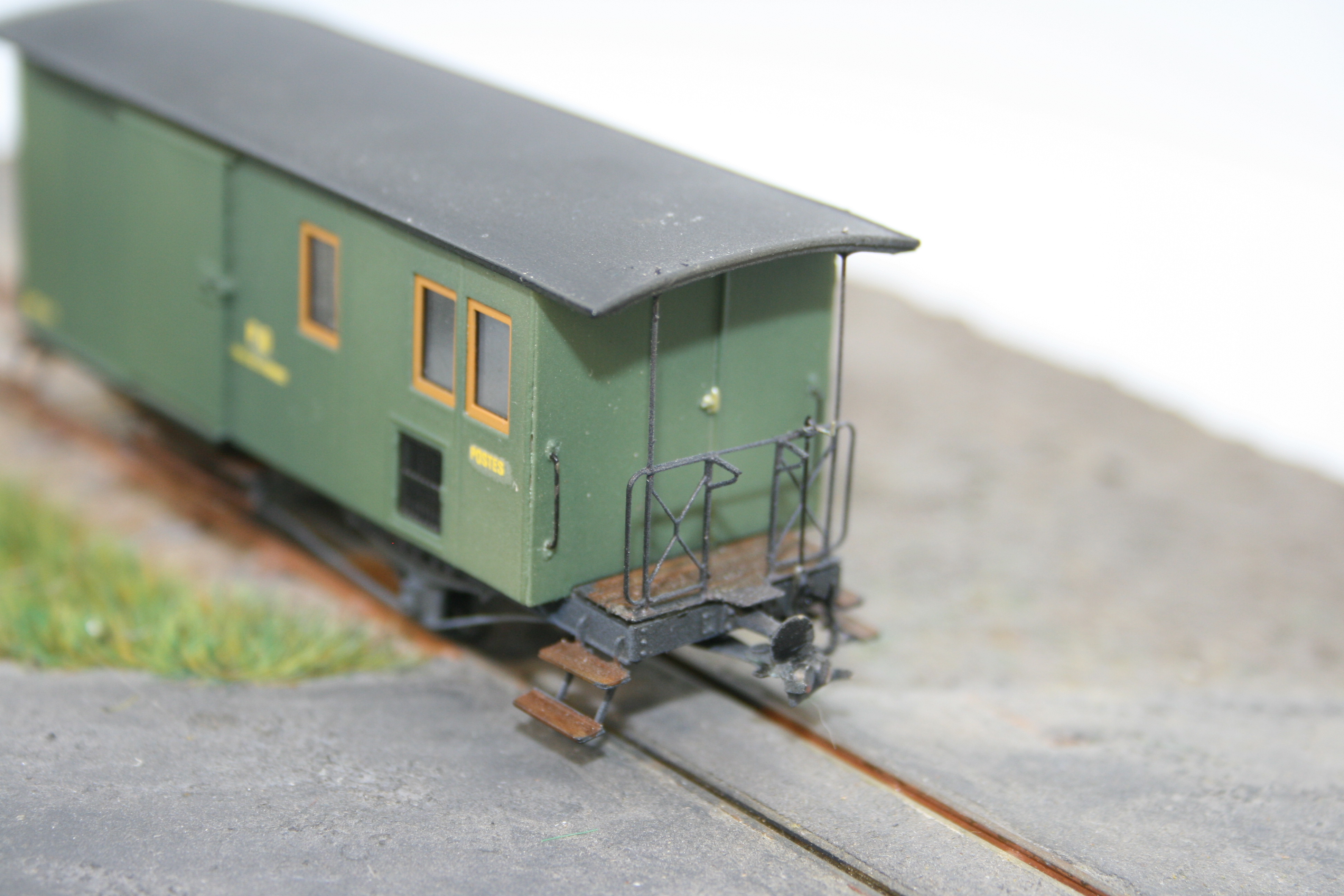 Fourgon P.O.C. avec avec compartiment poste 