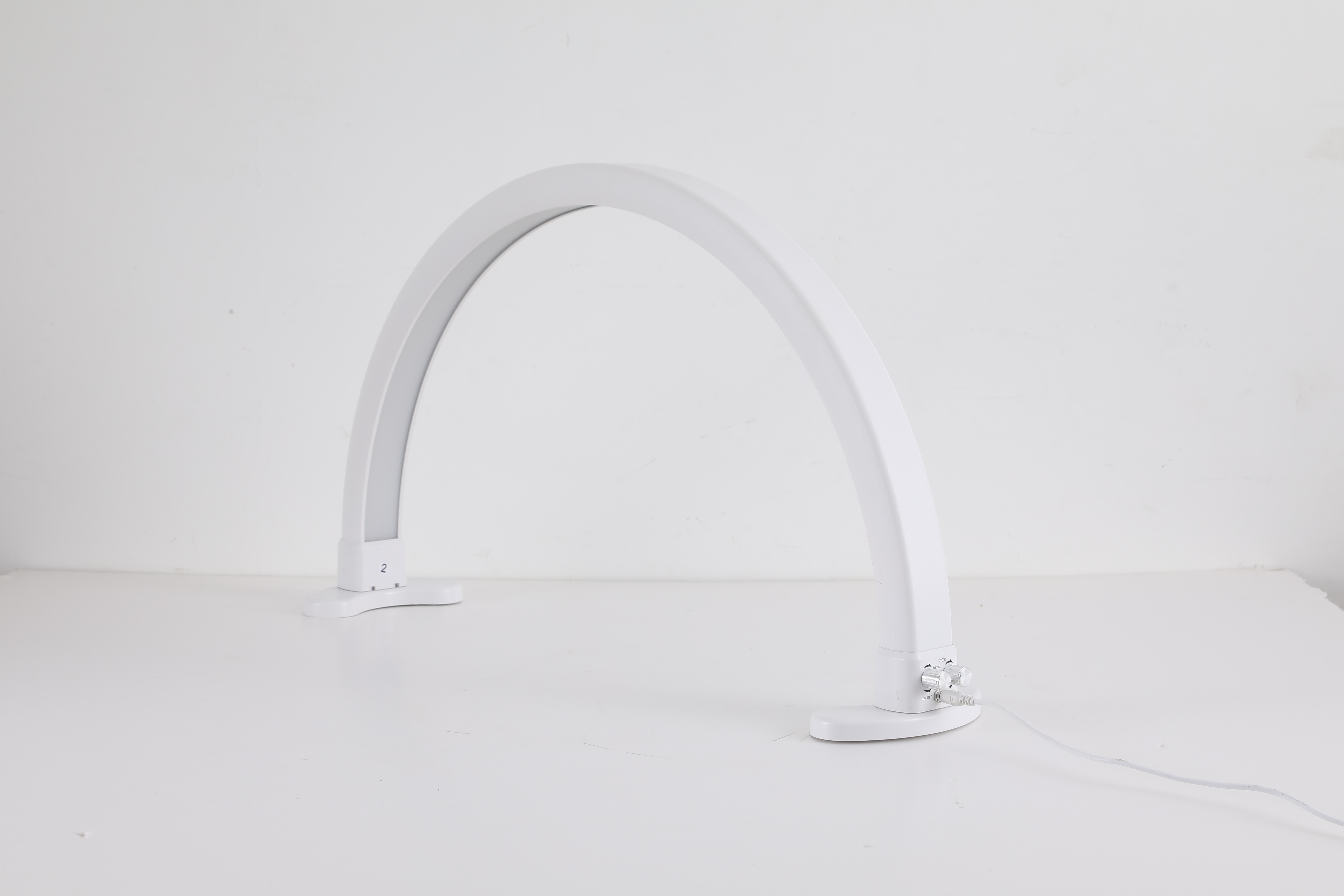 Half Moon Light, Lash Light for Eyelash Extensions,Lash Lamp, Nails Tech Desk Lamp, 3 Colors/Stepless Dimming, White Color