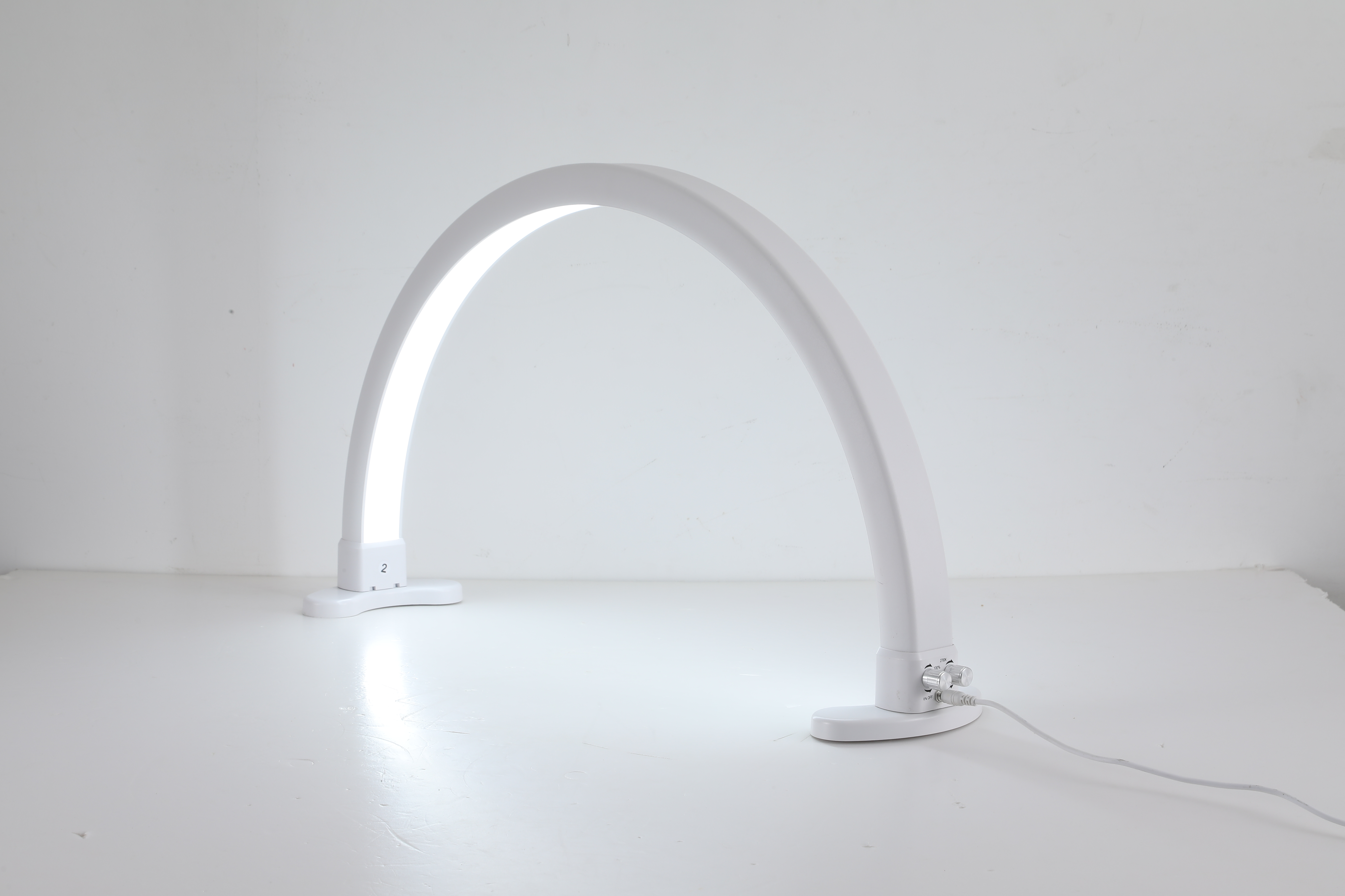 Half Moon Light, Lash Light for Eyelash Extensions,Lash Lamp, Nails Tech Desk Lamp, 3 Colors/Stepless Dimming, White Color
