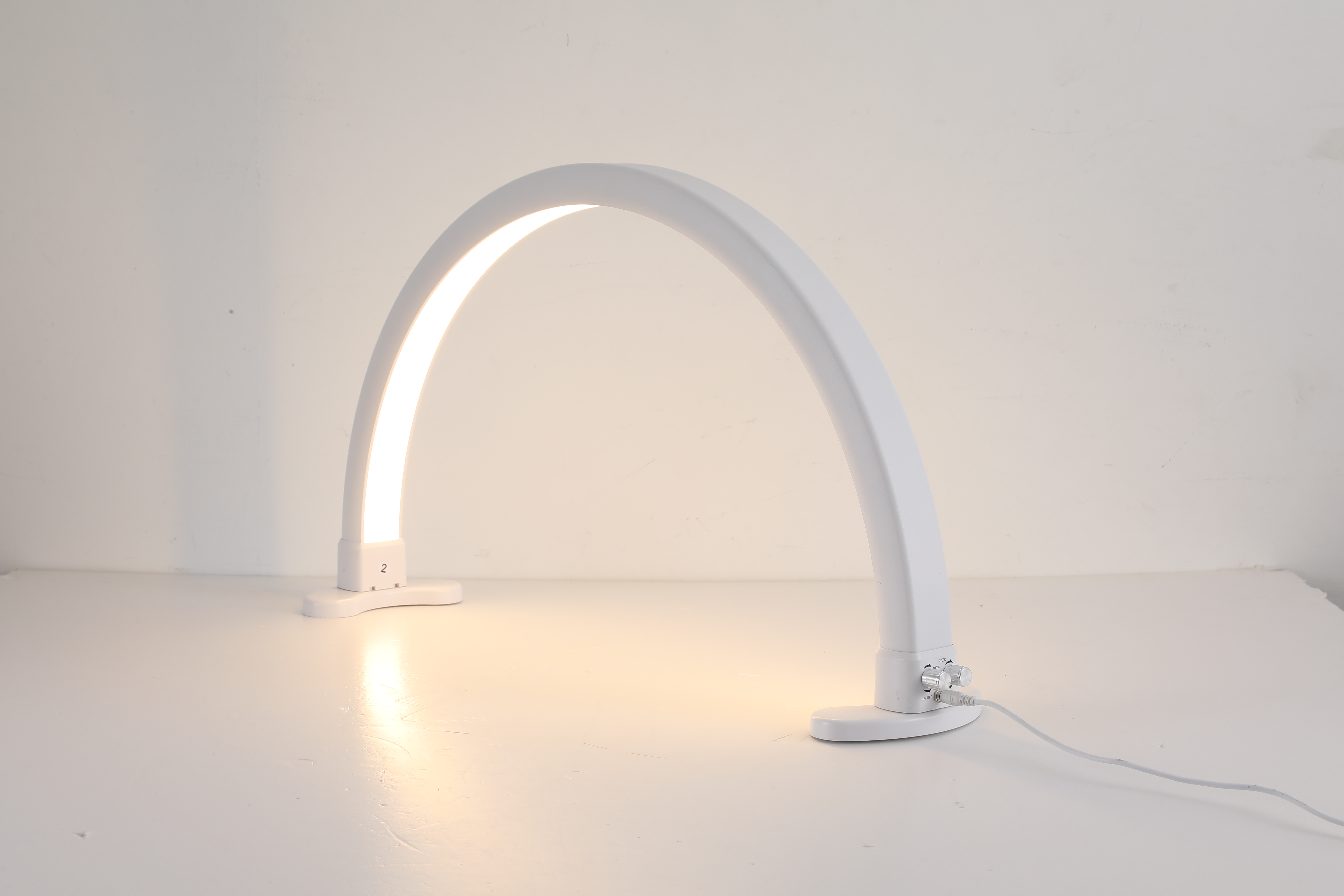 Half Moon Light, Lash Light for Eyelash Extensions,Lash Lamp, Nails Tech Desk Lamp, 3 Colors/Stepless Dimming, White Color