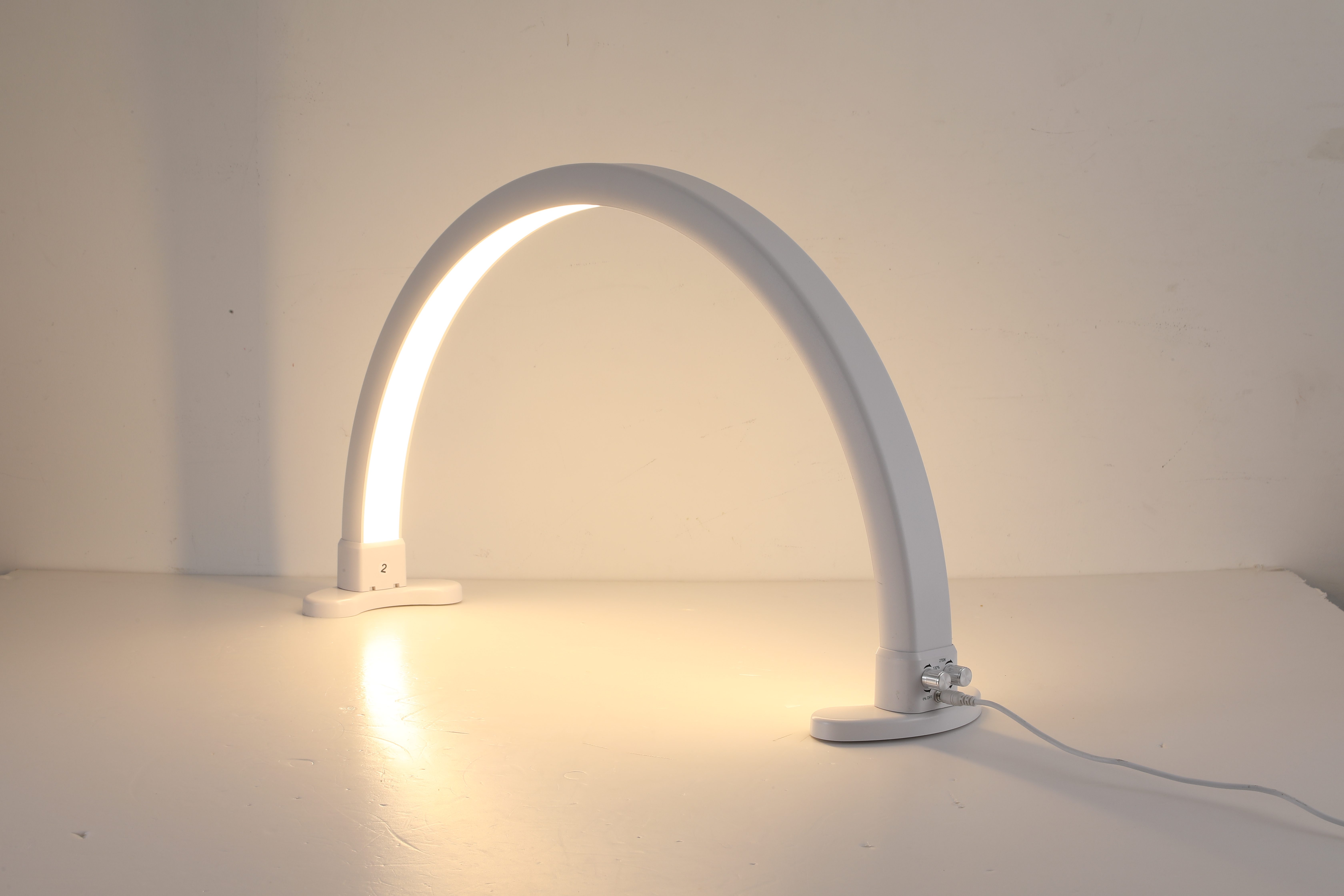 Half Moon Light, Lash Light for Eyelash Extensions,Lash Lamp, Nails Tech Desk Lamp, 3 Colors/Stepless Dimming, White Color