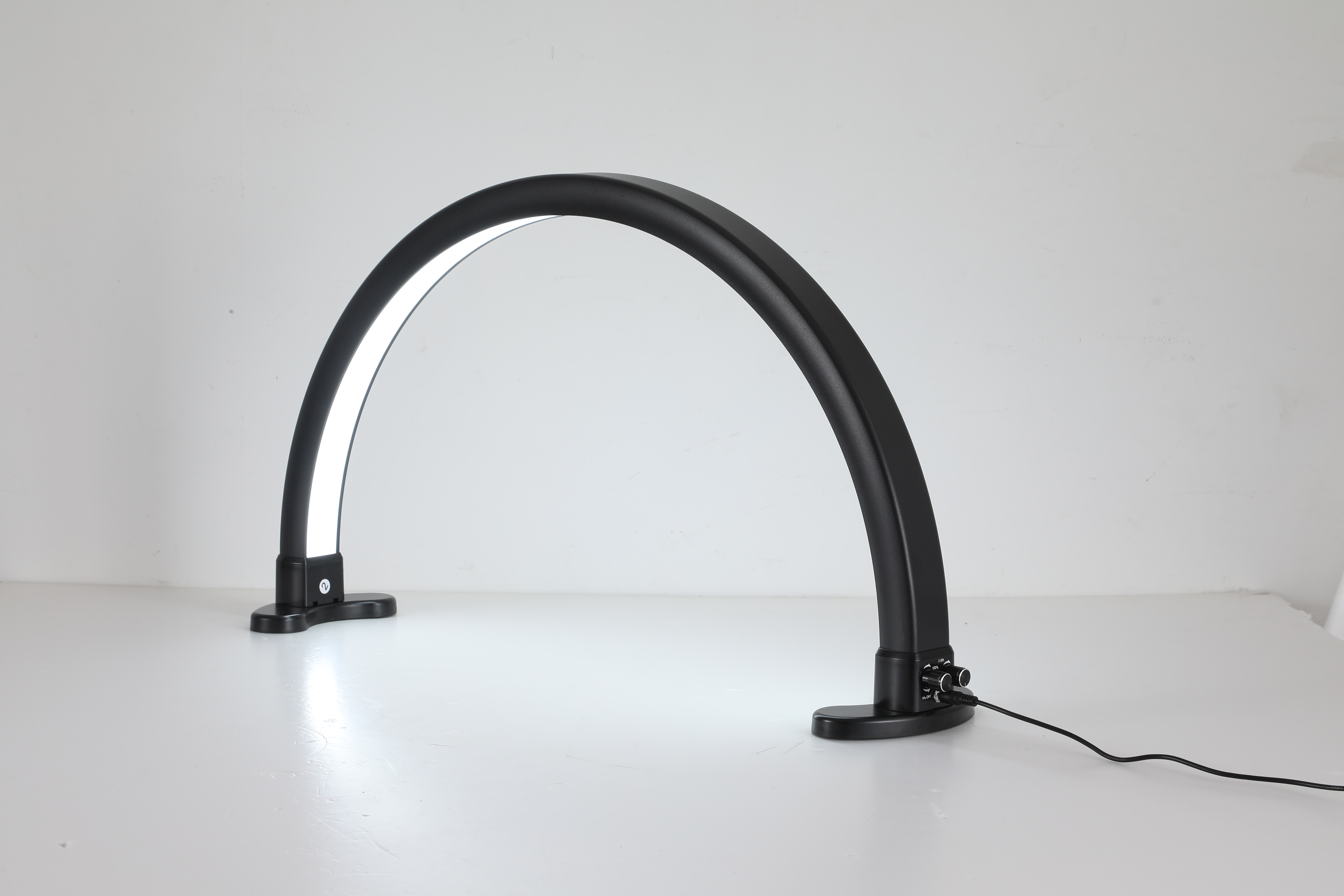 Half Moon Light, Lash Light for Eyelash Extensions,Lash Lamp, Nails Tech Desk Lamp, 3 Colors/Stepless Dimming, Black Color
