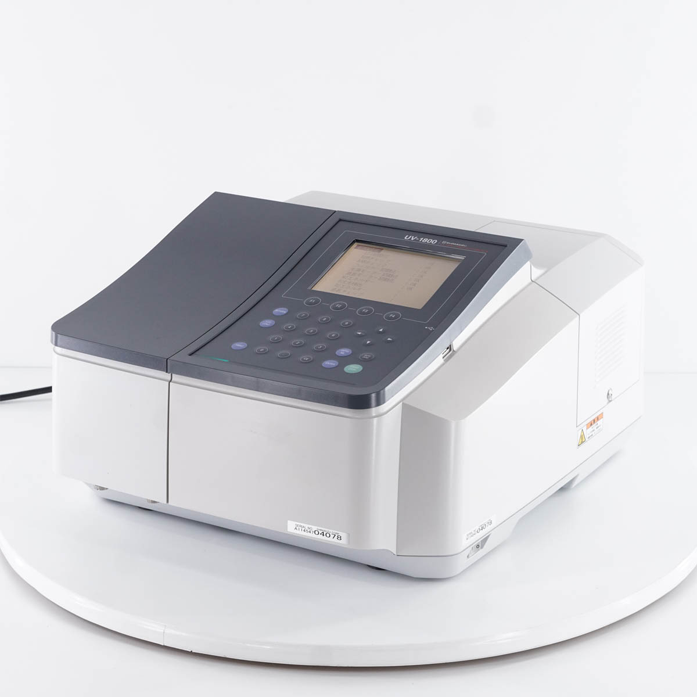 1800 UV SPECTROPHOTOMETER