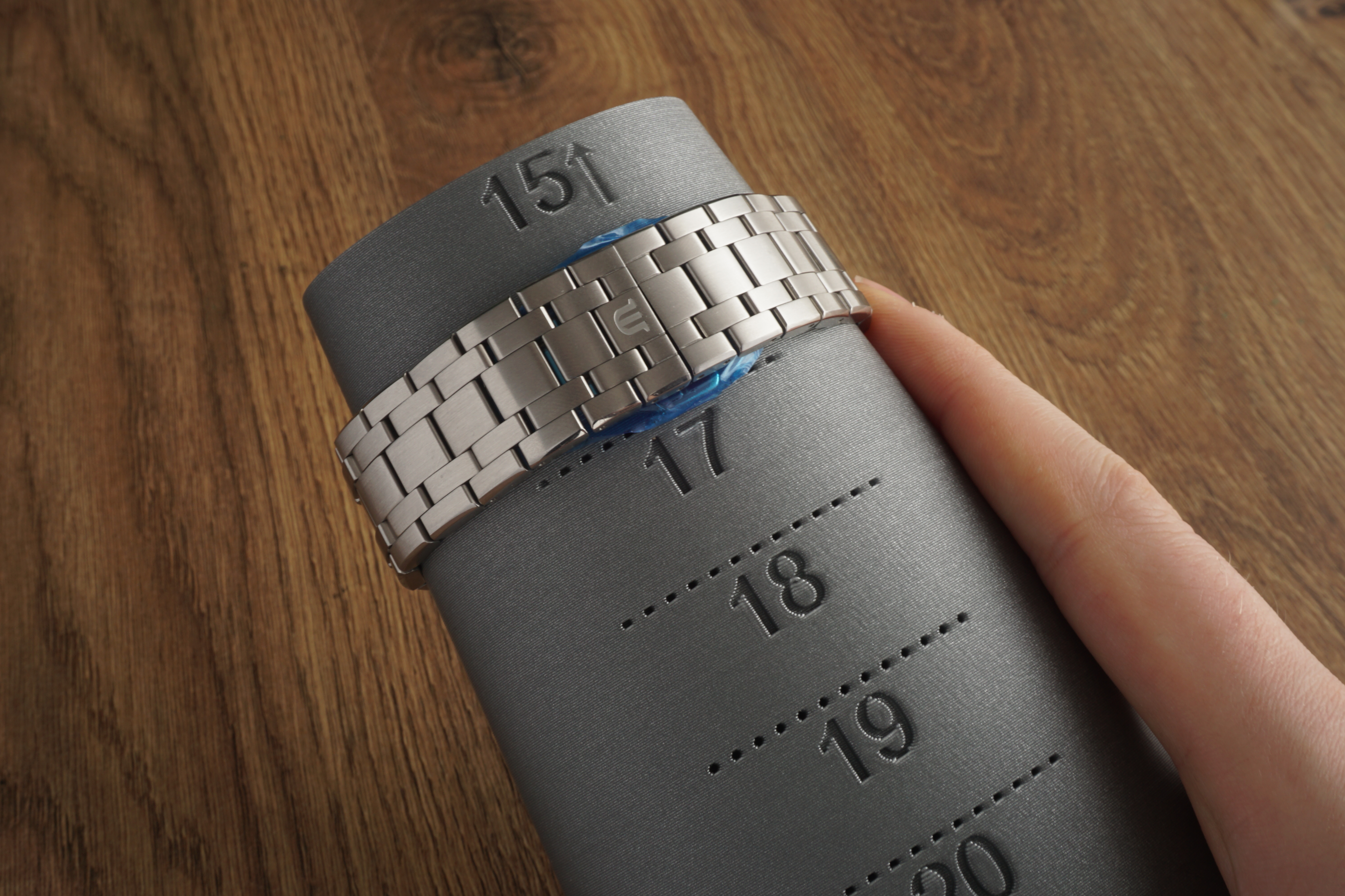 Bracelet Measure Tool