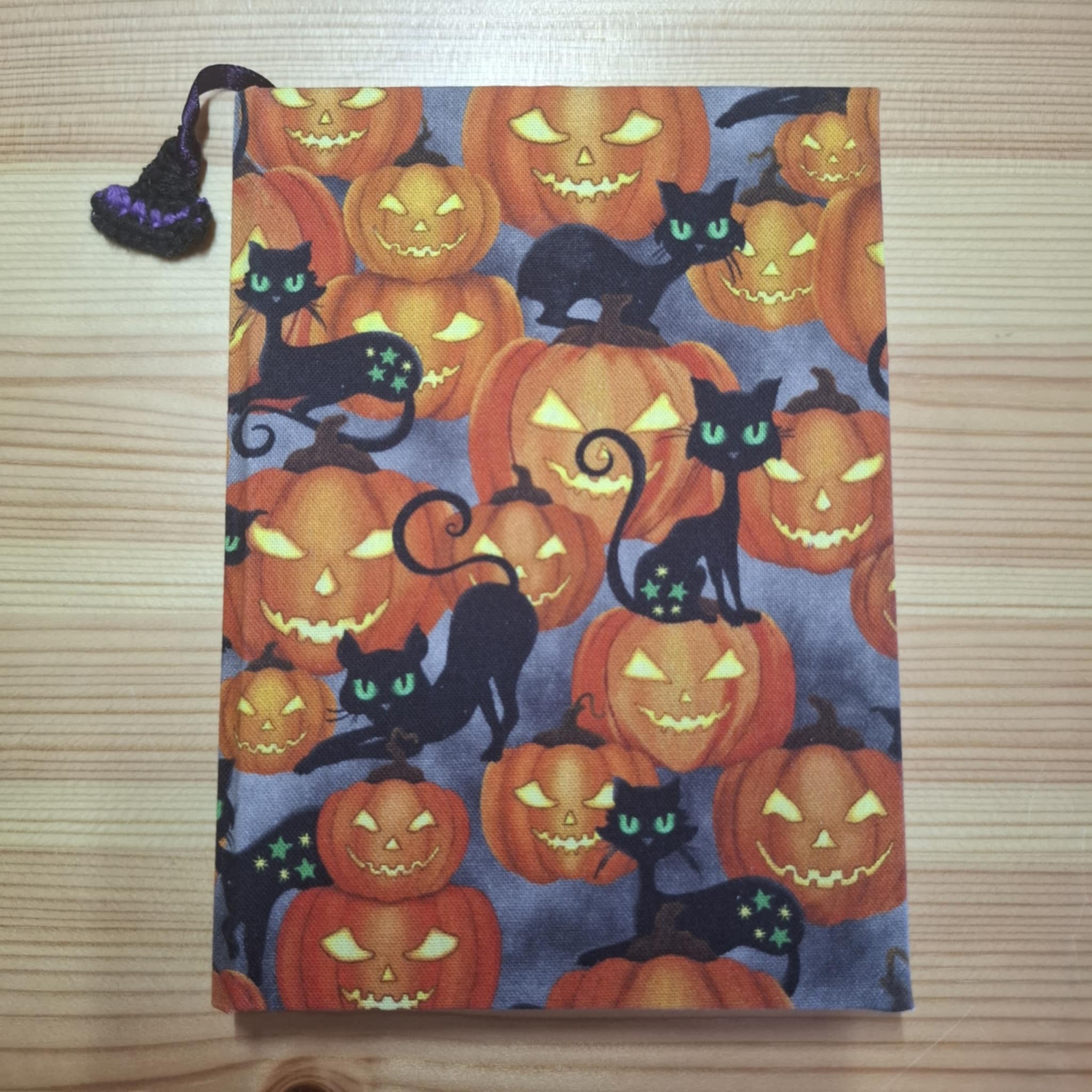 Halloween - Breloque chapeau