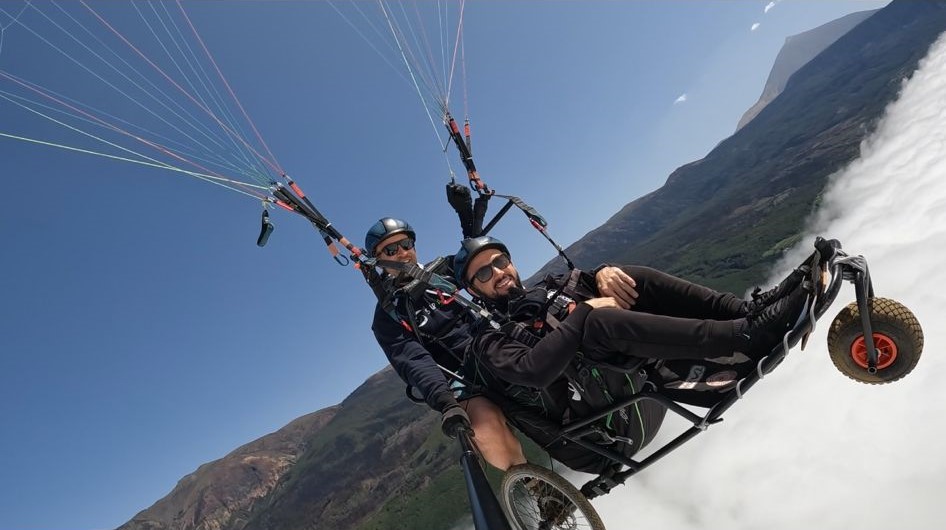 Vuelo en Parapente Adaptado