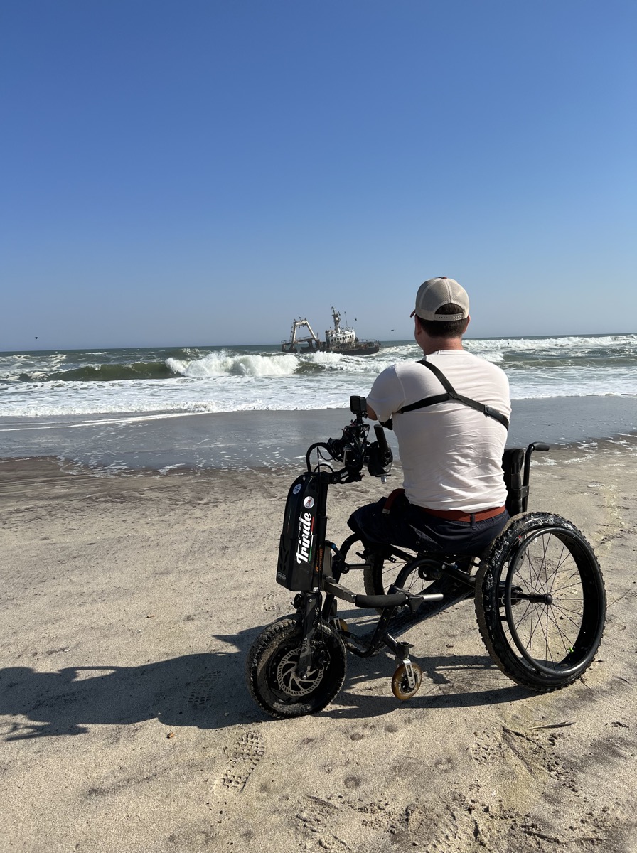 Tour Guiado Accesible: Costa Sur en Dispositivo Eléctrico