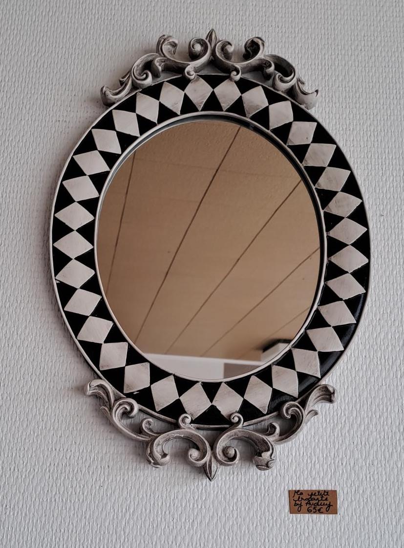 Miroir ovale thème Alice au pays des merveilles