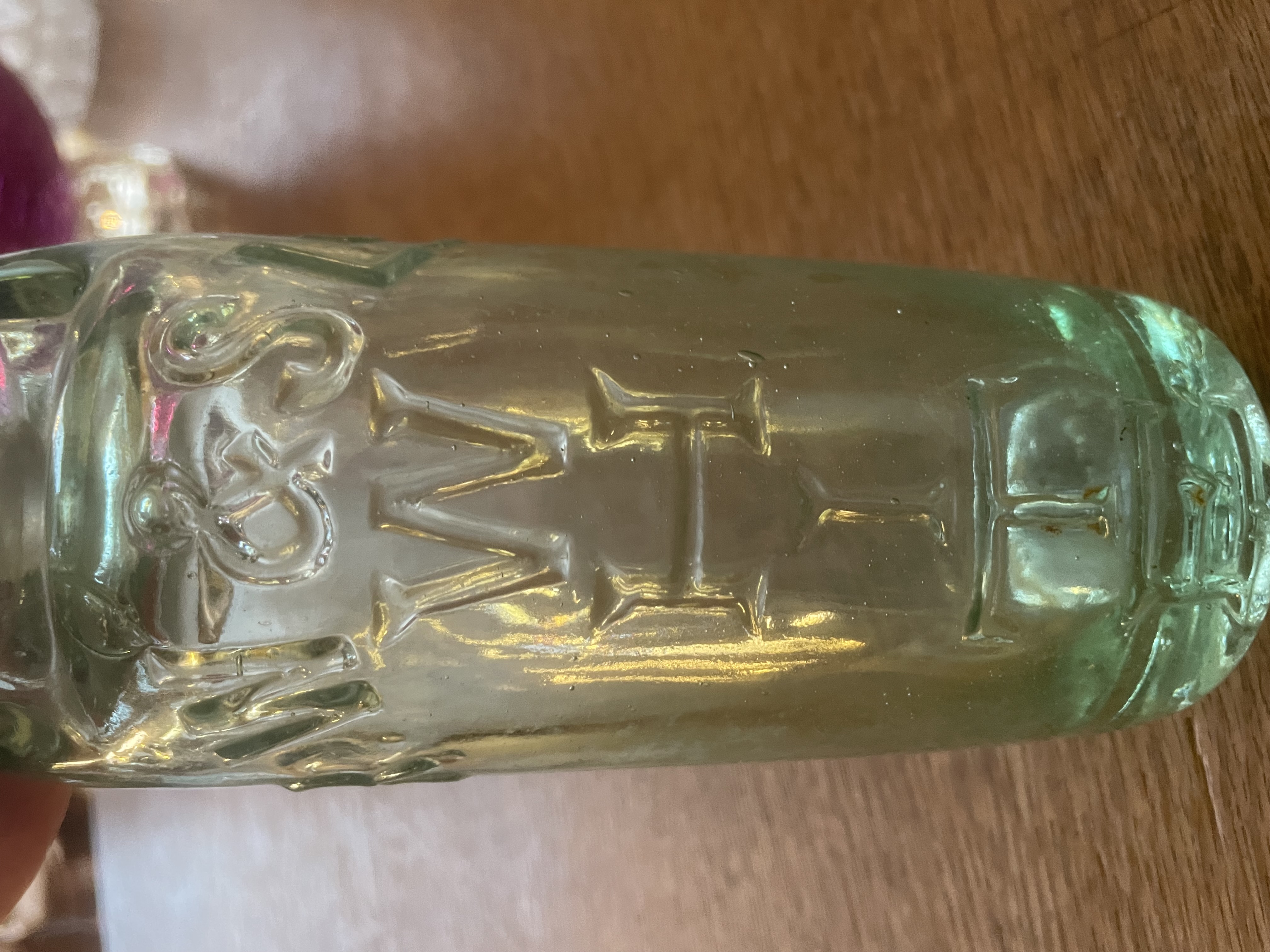 Ancienne bouteille de limonade à bille