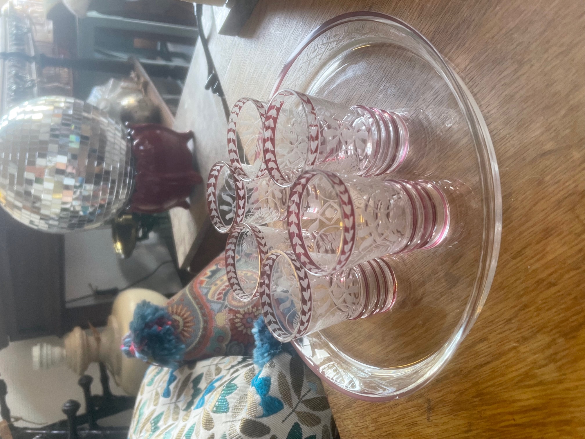 Service plateau rond verre et 6 verres