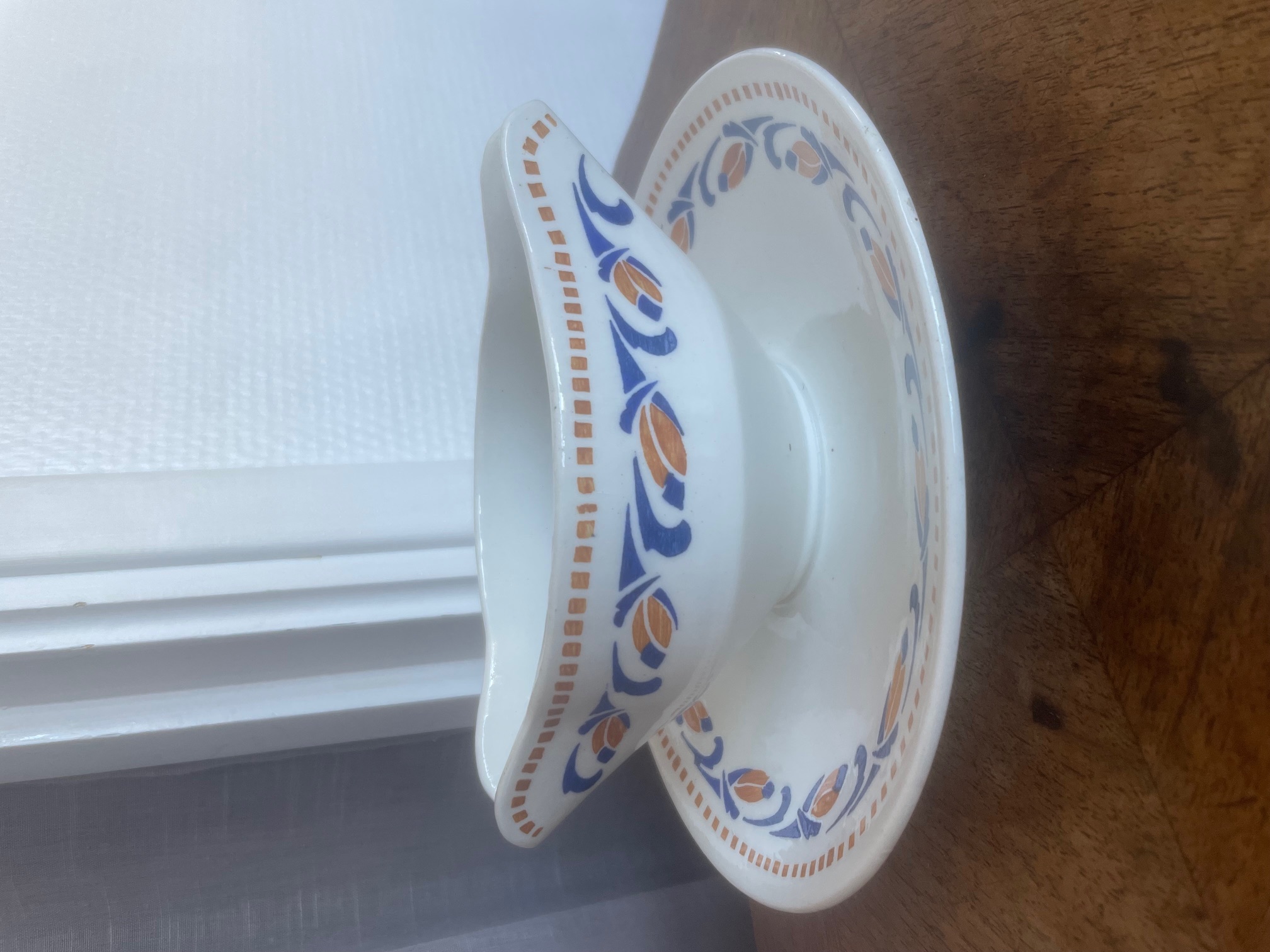 Saucière motifs oranges et bleus