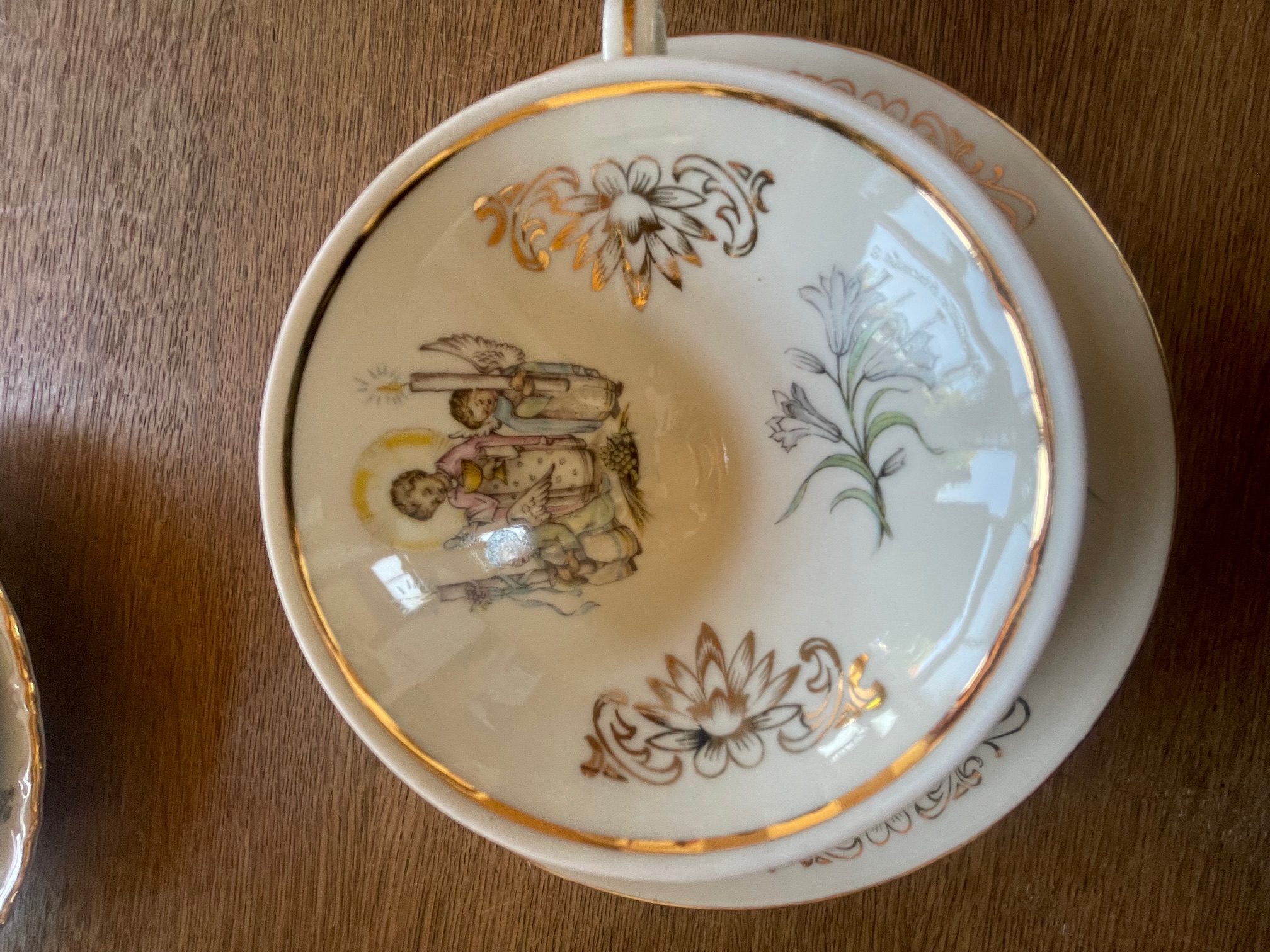 Service en porcelaine communion
