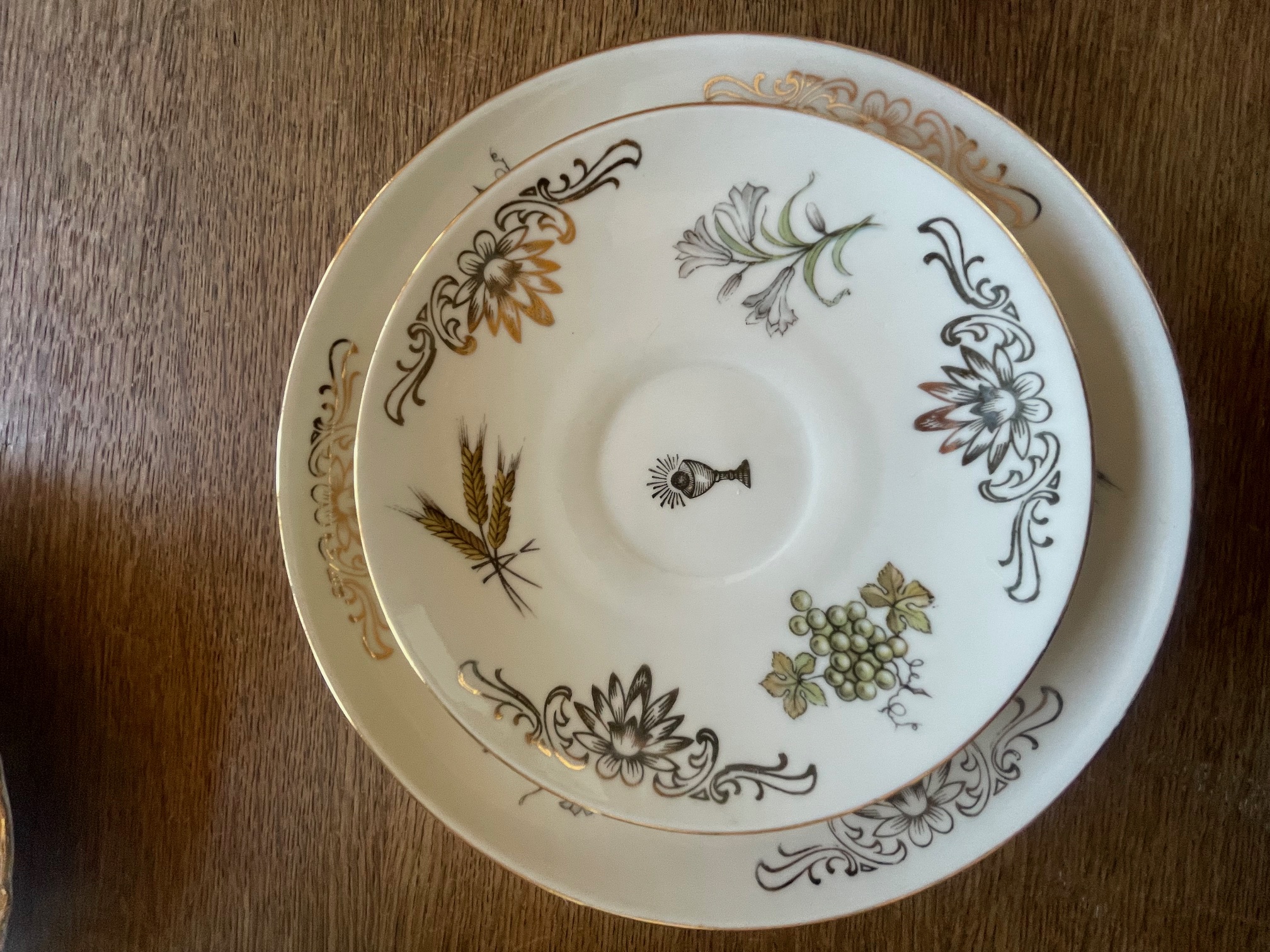 Service en porcelaine communion