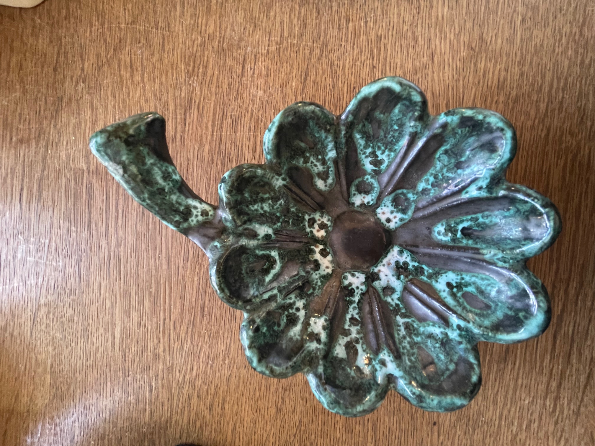 Coupelle fleur verte et noire