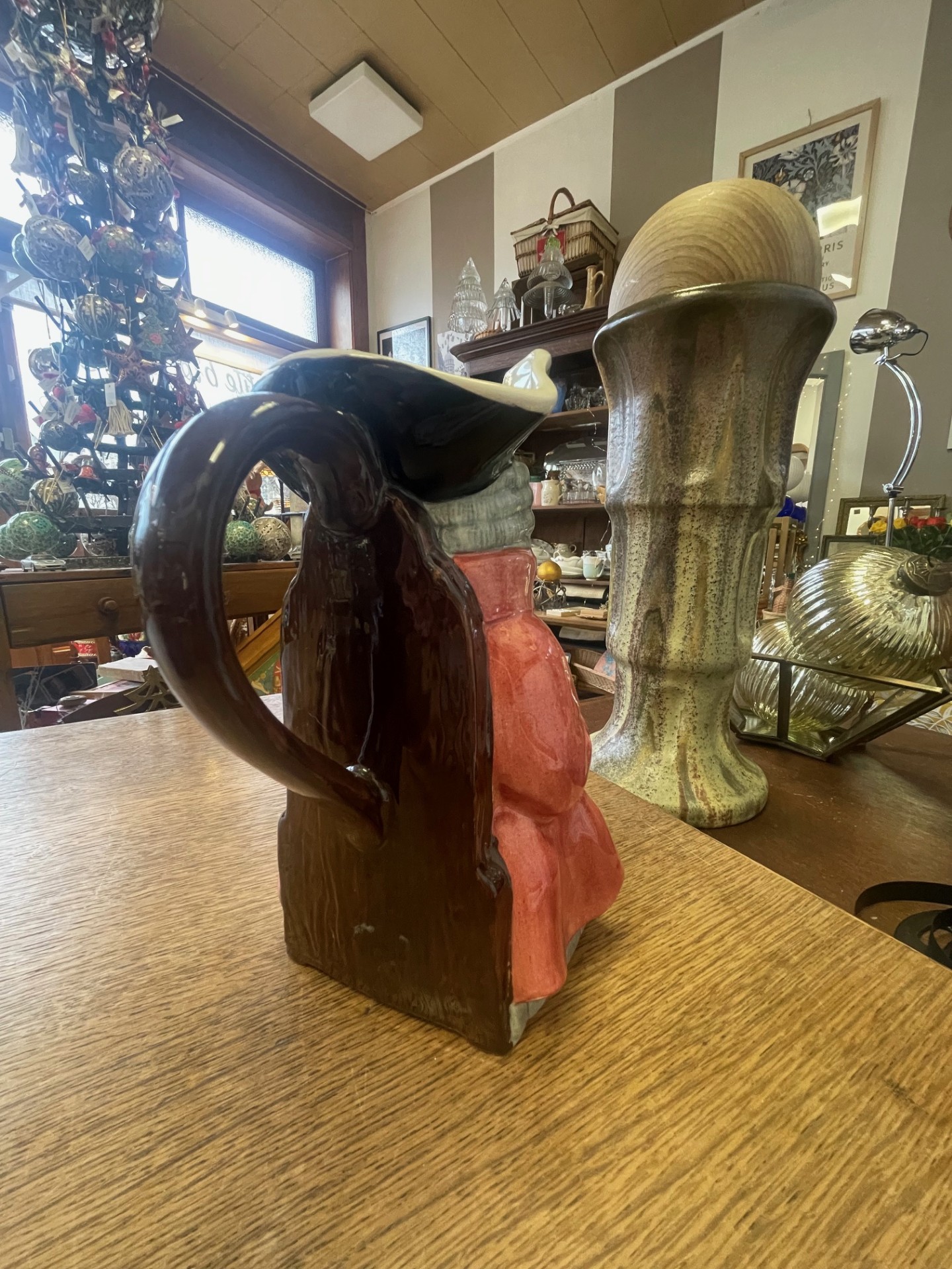 Pichet personnage STAFFORDSHIRE