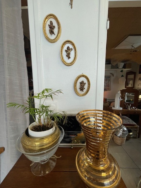 Cadre ovale ange fleur