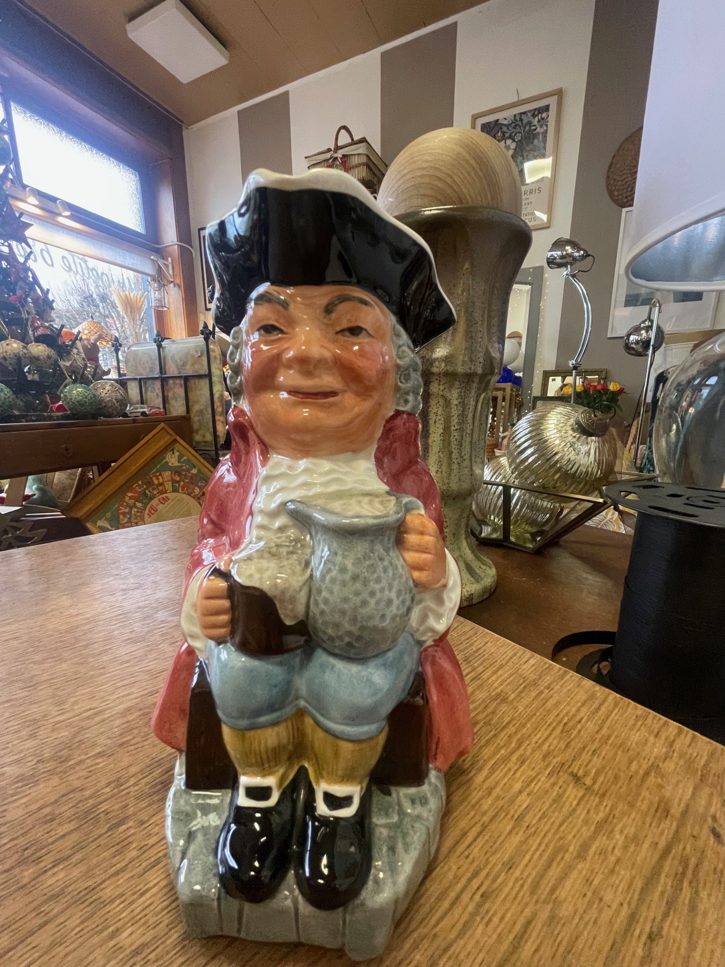 Pichet personnage STAFFORDSHIRE