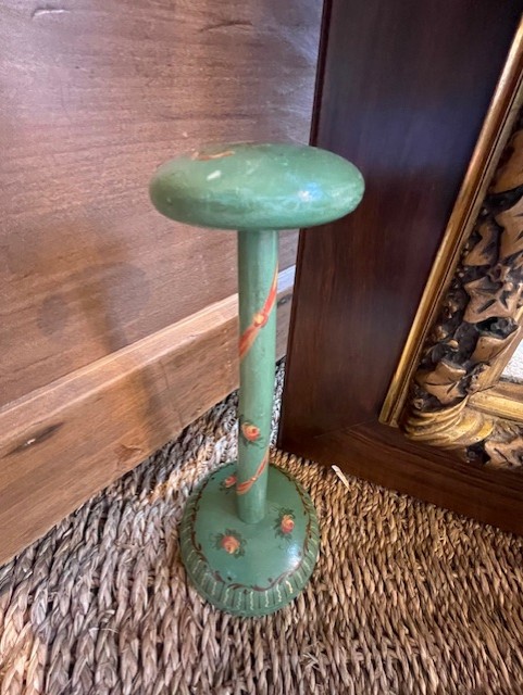 Porte chapeau en bois