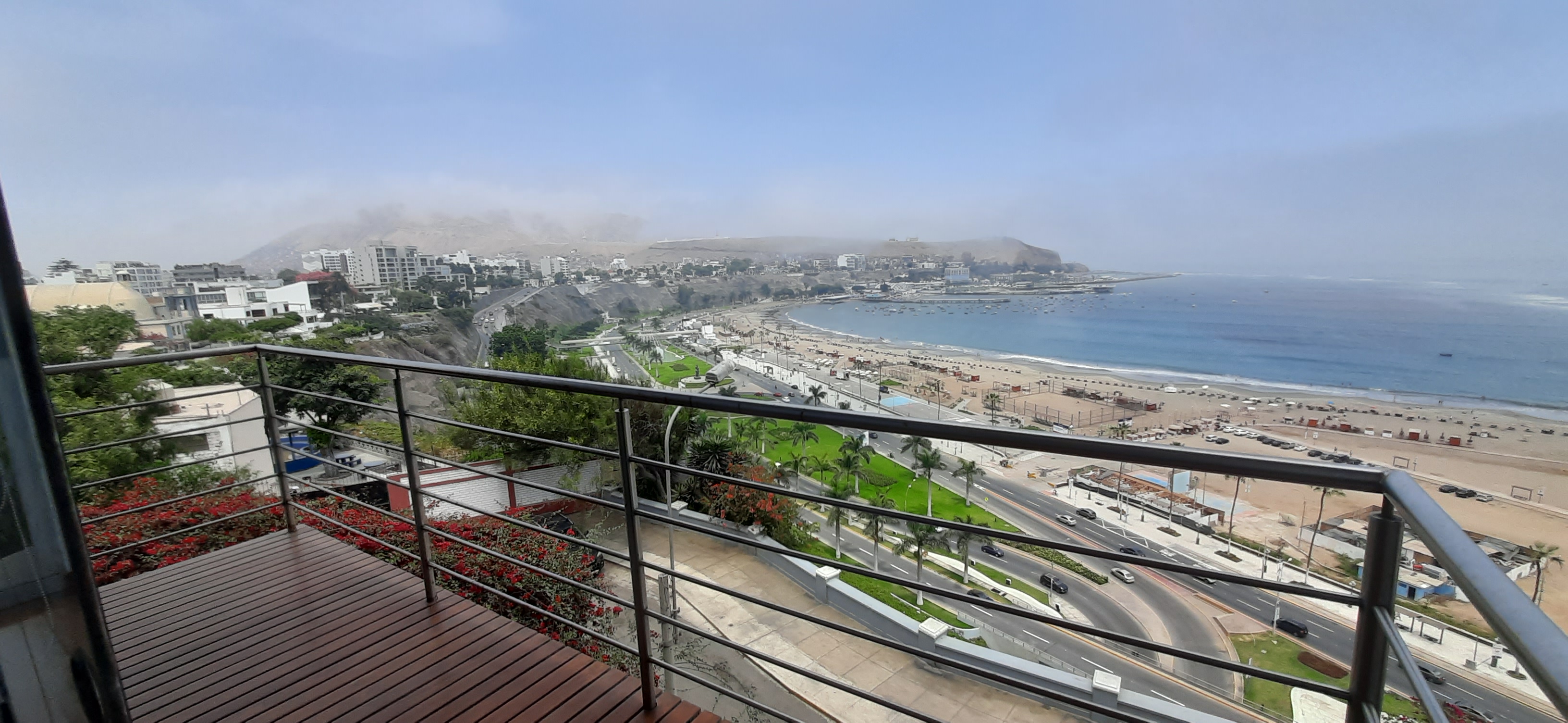 Dpto de lujo con vistas Panorámicas a la bahía de Lima. Exclusividad y diseño.